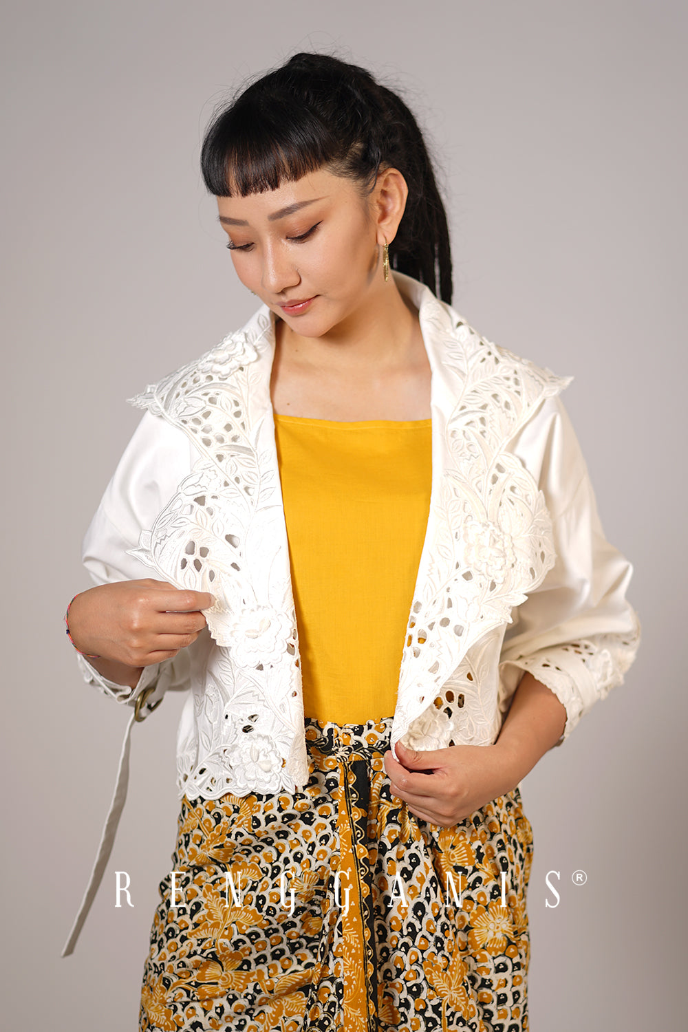 Gendis Cropped Jacket