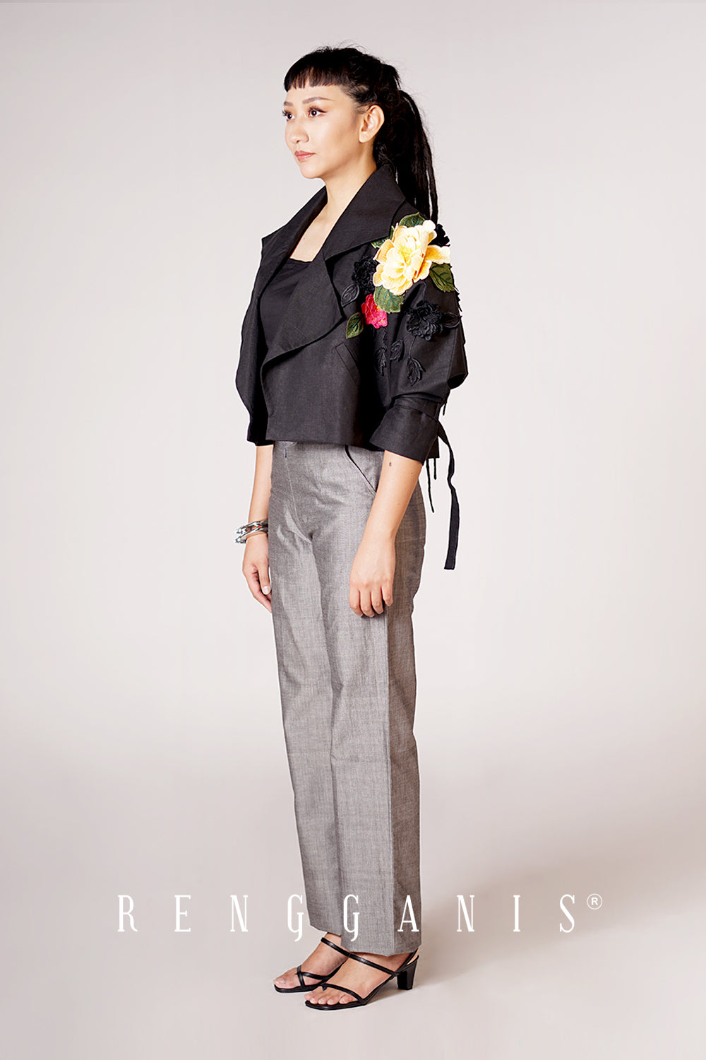 Little Garden Cropped Jacket in Black