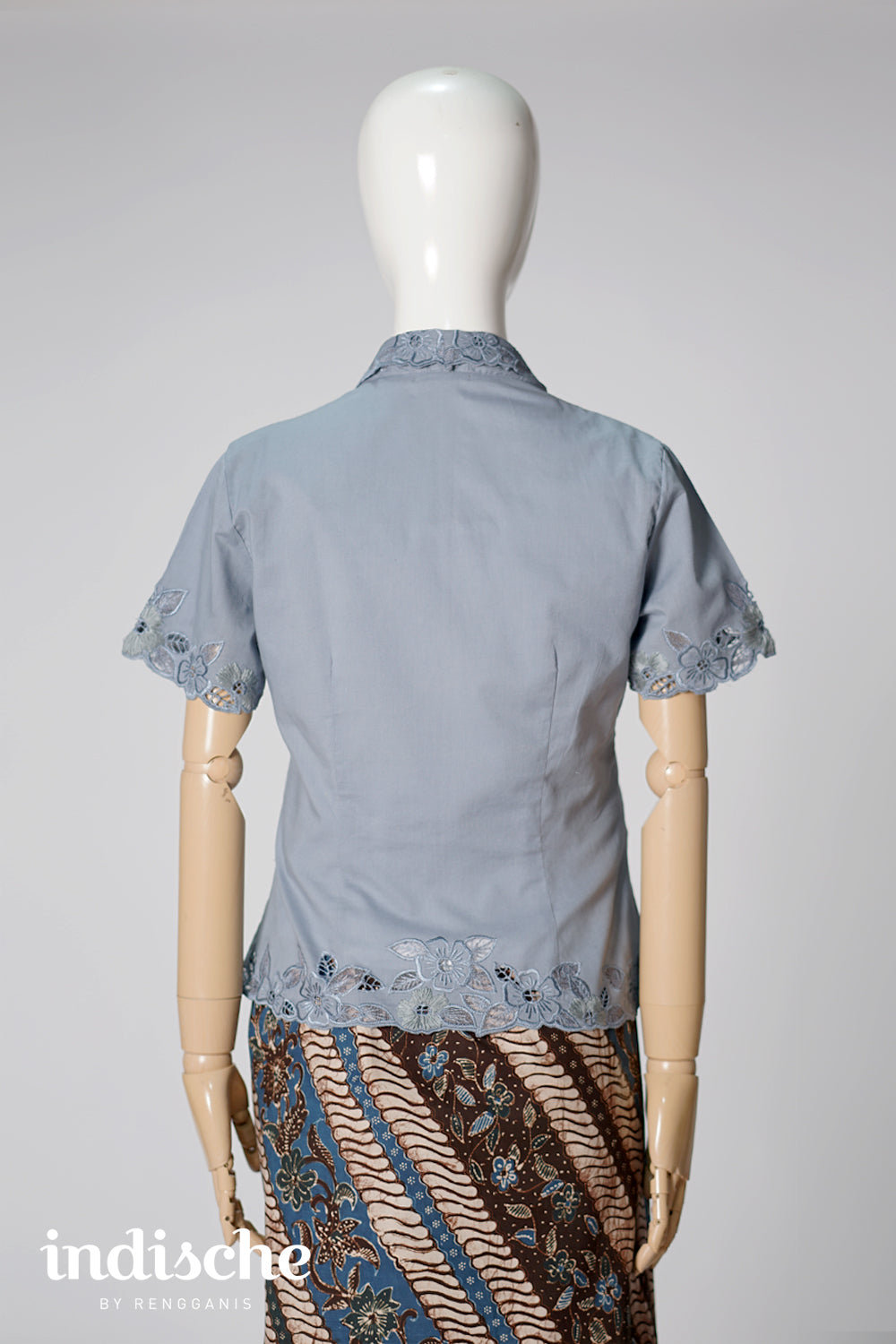 Kartika Kebaya in Grey