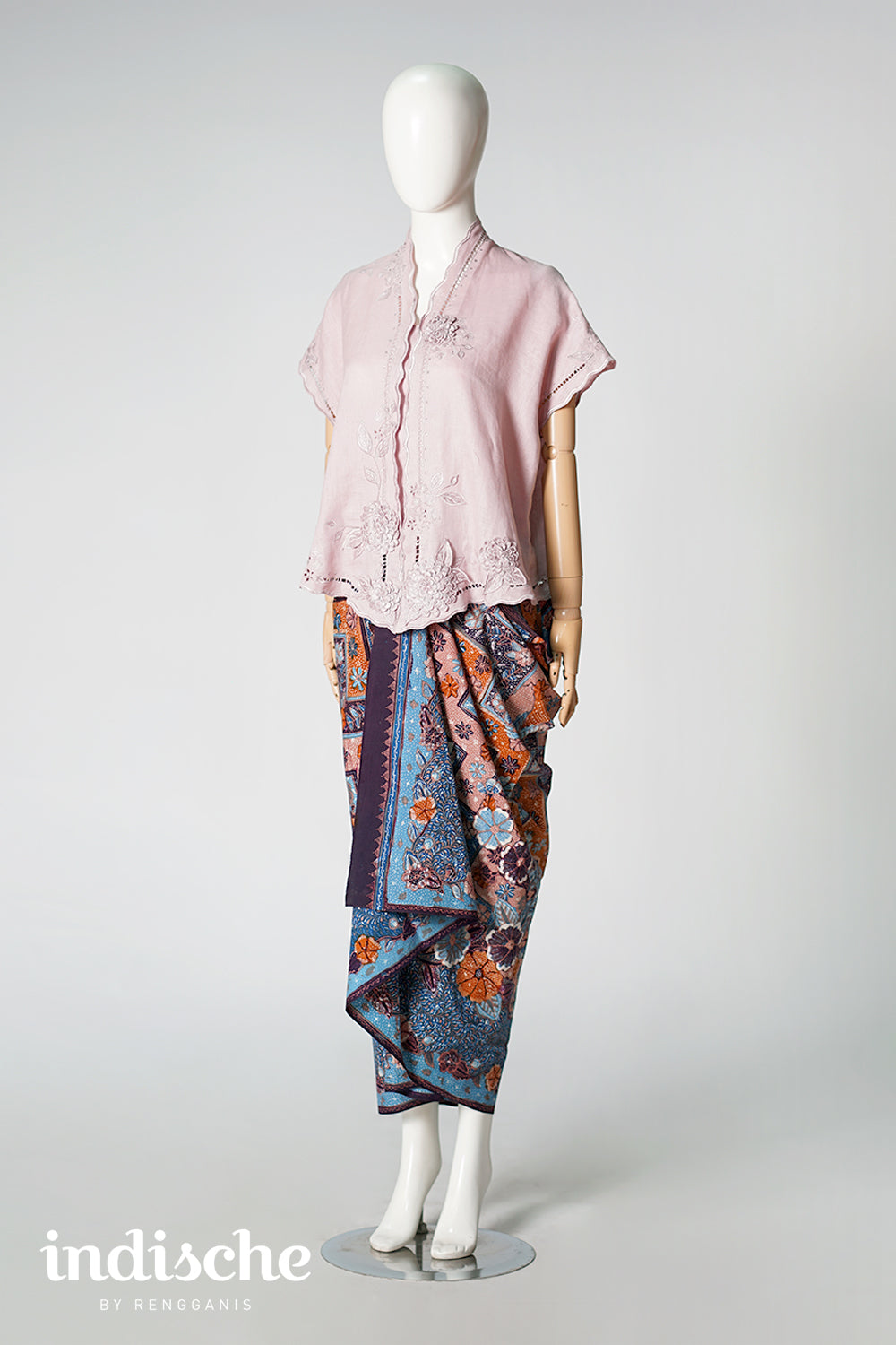 Dahlia Oversized Kebaya in Dusty Pink