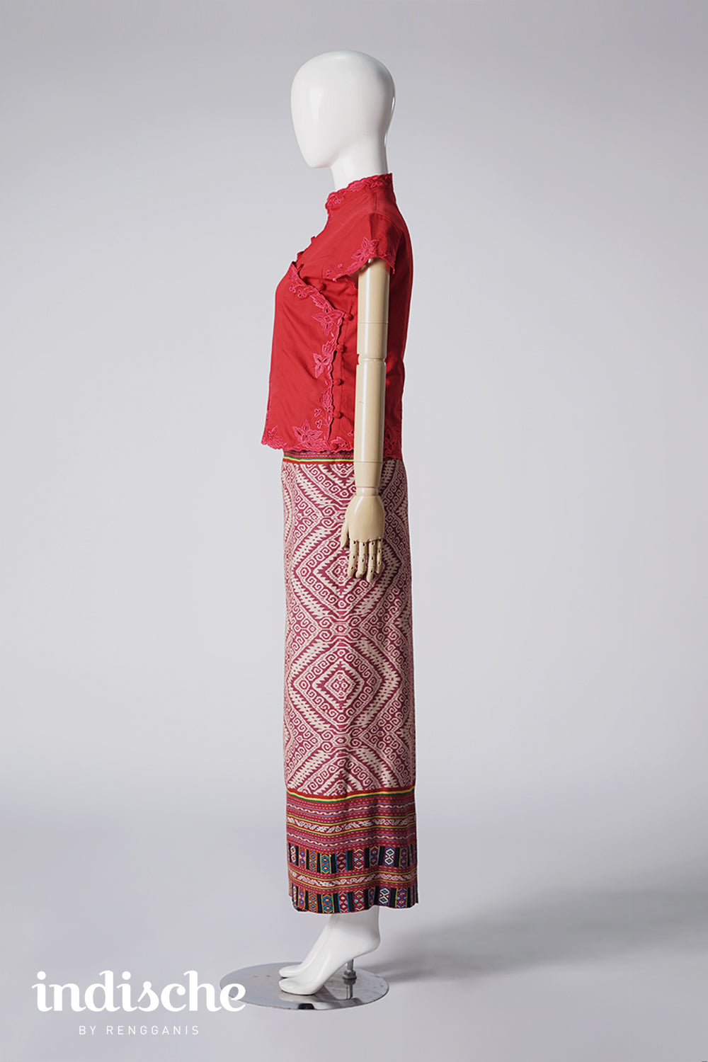 Kebaya Cheongsam in Red