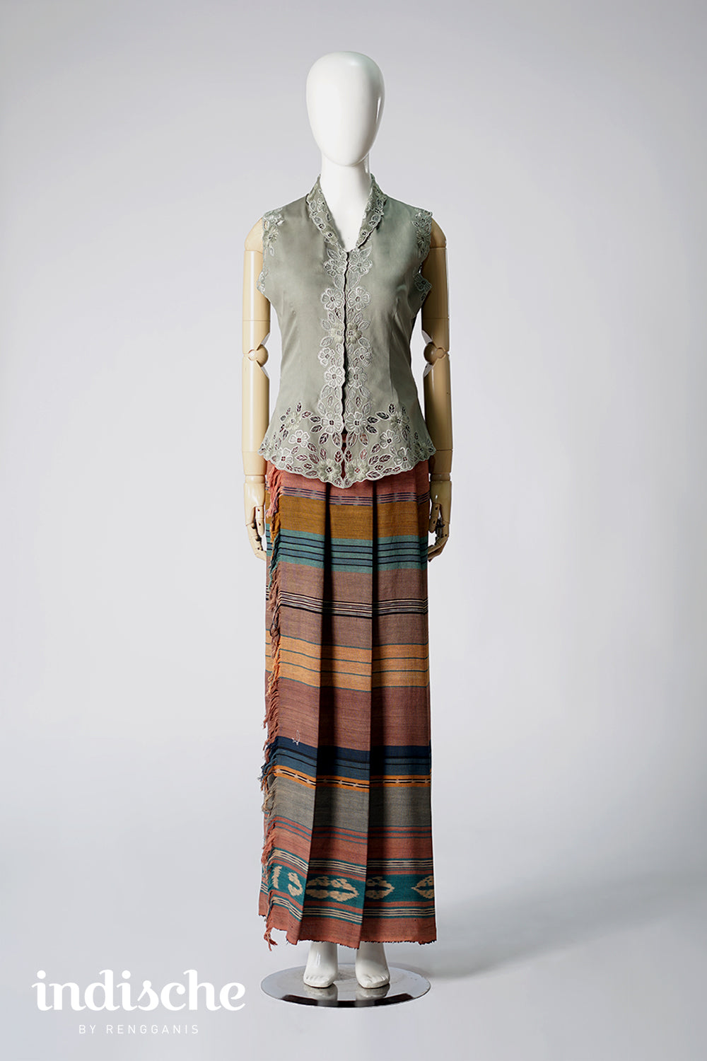 Flora Sleeveless Kebaya with beff