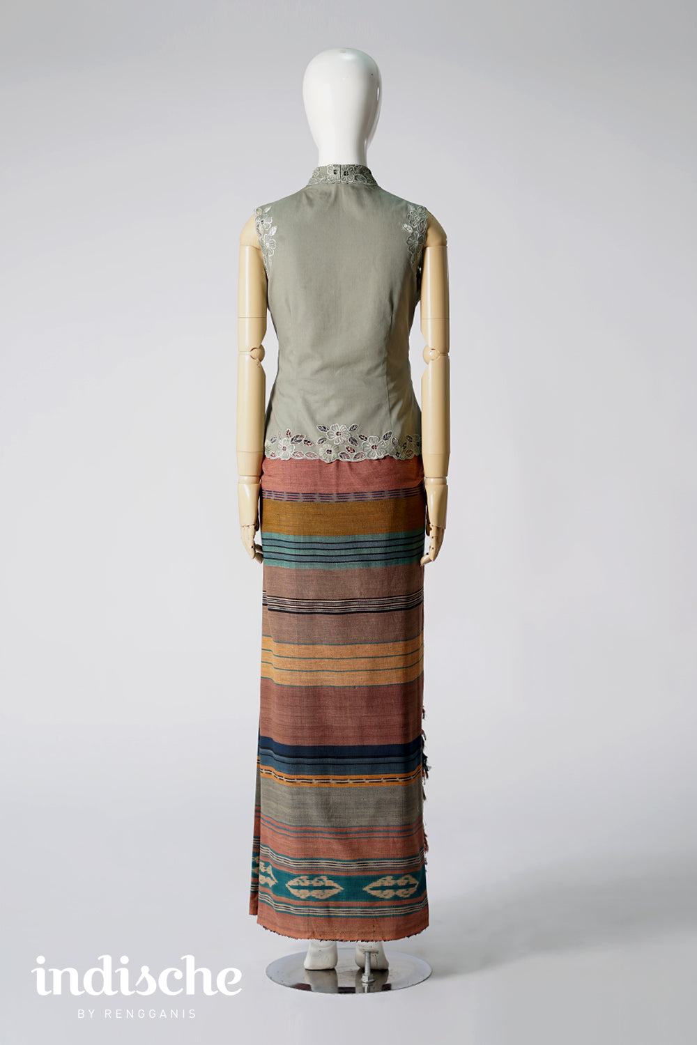 Flora Sleeveless Kebaya with beff