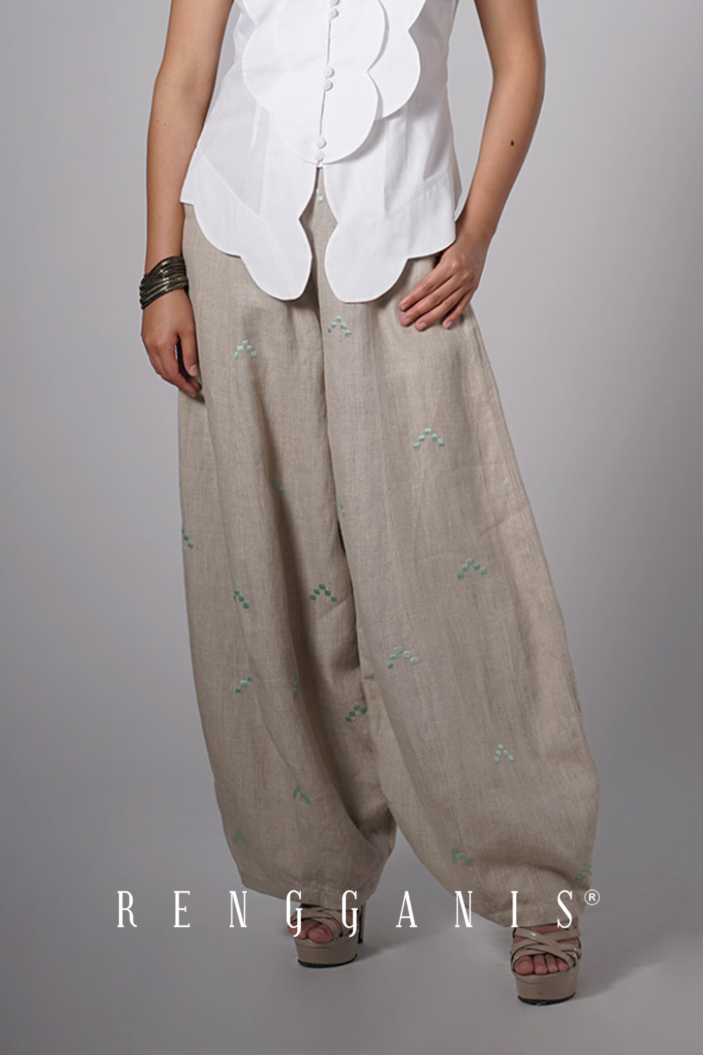 Anyam Balloon Pants
