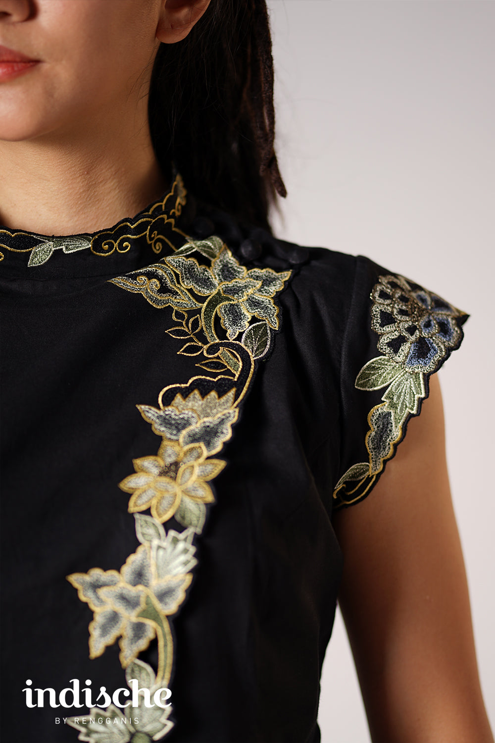 Cap Sleeved Kebaya Beskap Peonies in Black