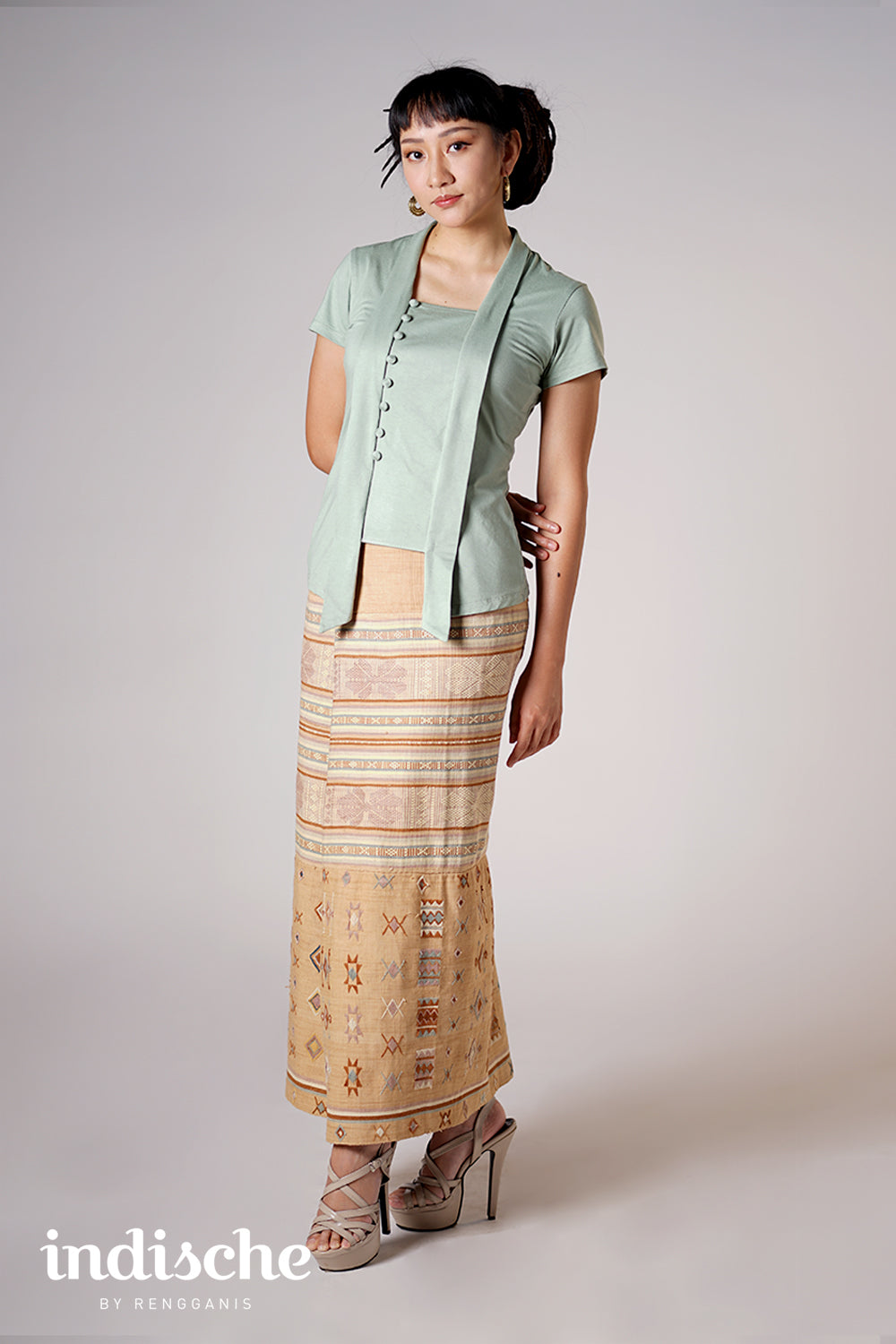 Knit Kutubaru Kebaya