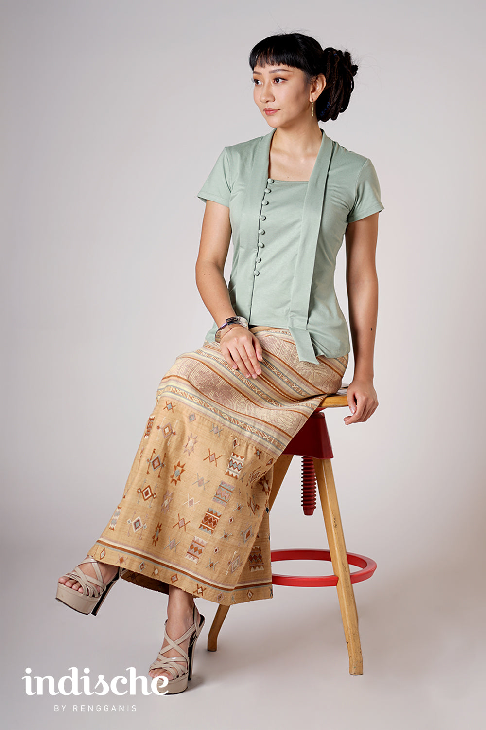 Knit Kutubaru Kebaya