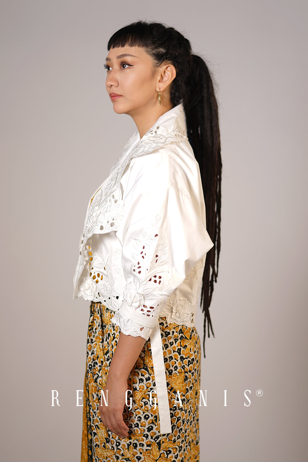 Gendis Cropped Jacket