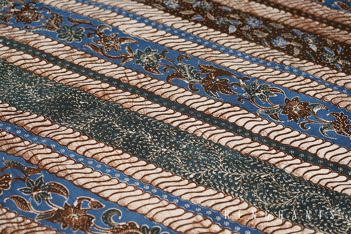 Naturally Dyed Handdrawn Batik Tulis Ciwaringin