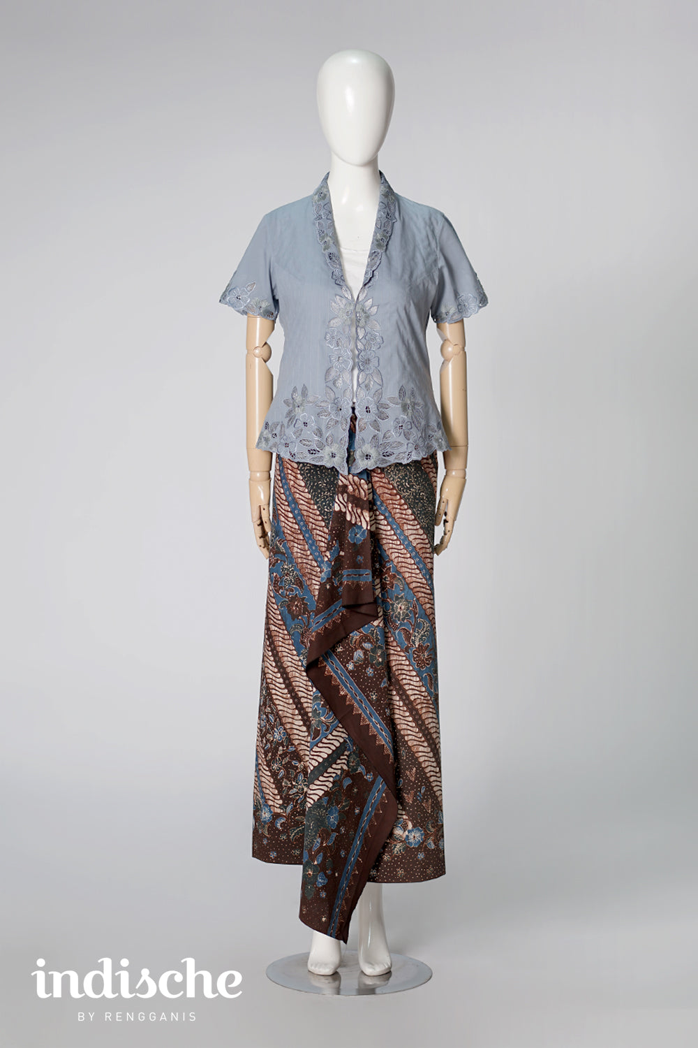 Kartika Kebaya in Grey