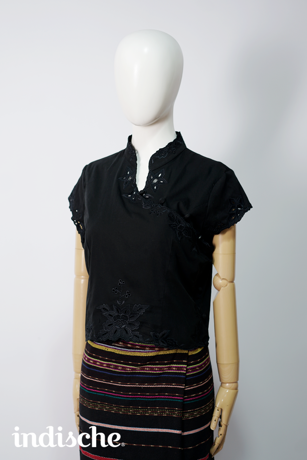 Kebaya Cheongsam in Black