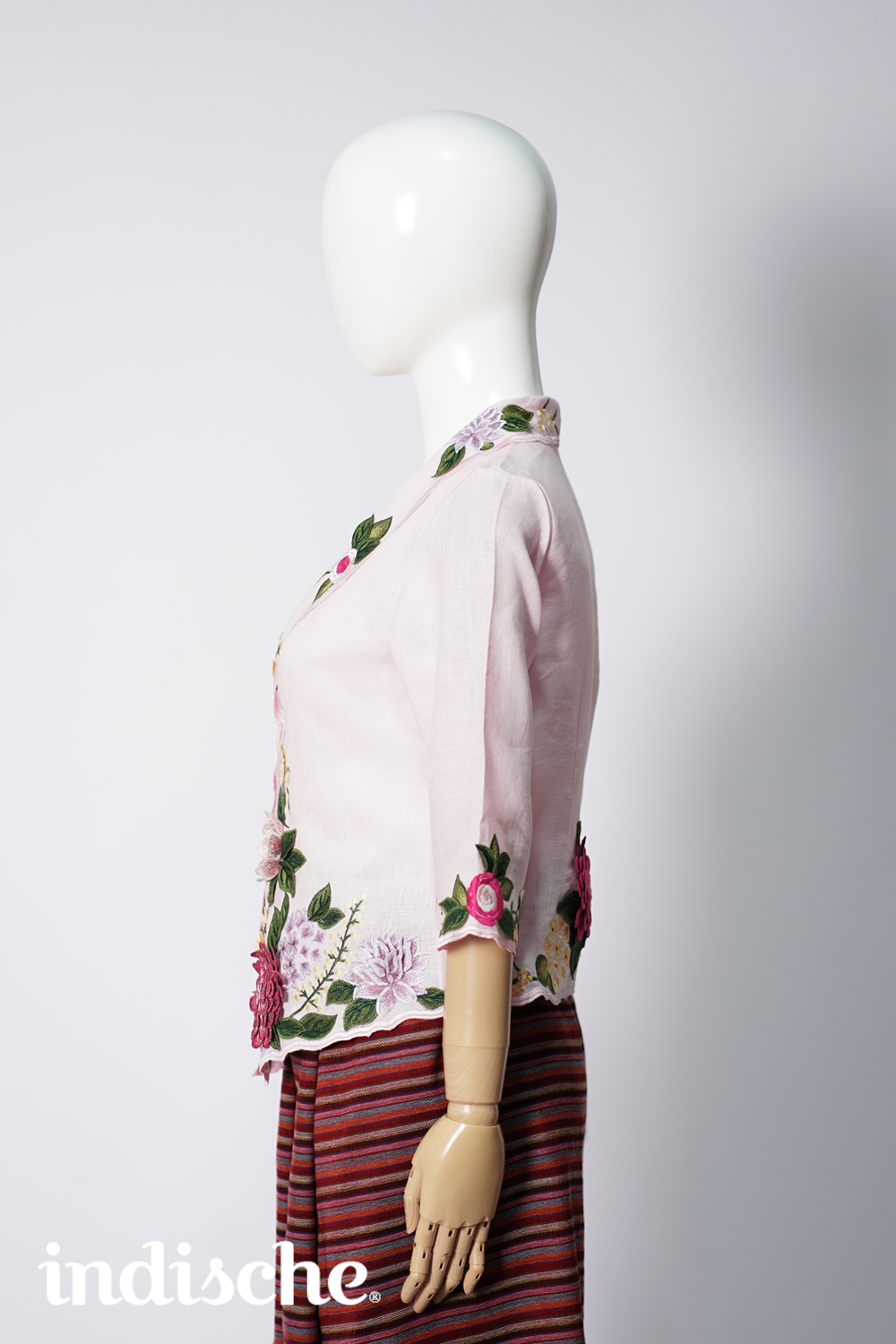 Wild Garden Kebaya in Linen Baby Pink