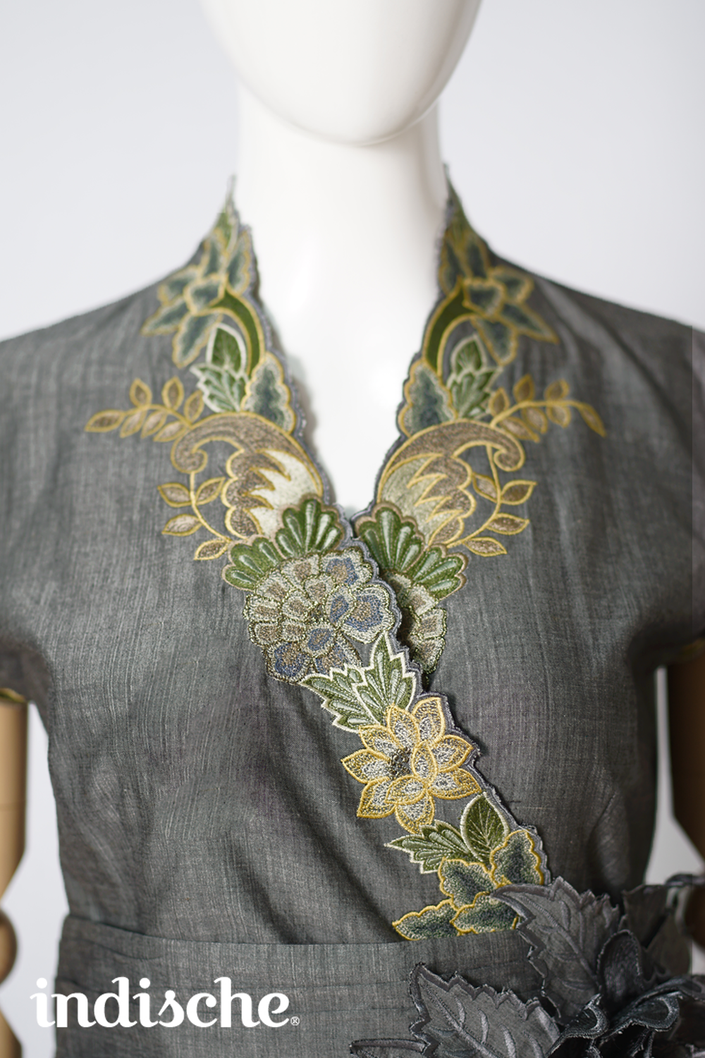 Short Sleeved Peonies Prelude in Endek