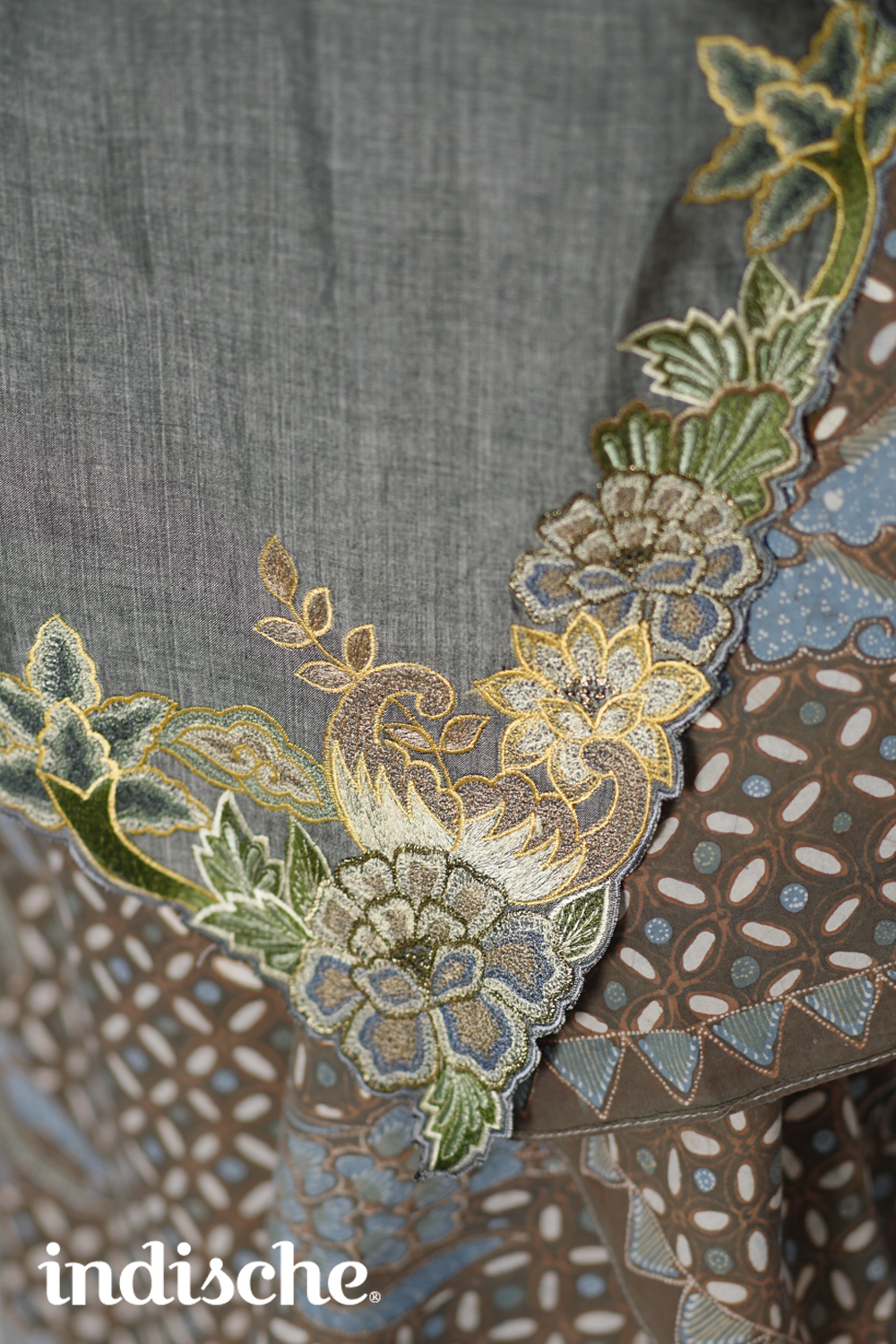 Short Sleeved Peonies Prelude in Endek