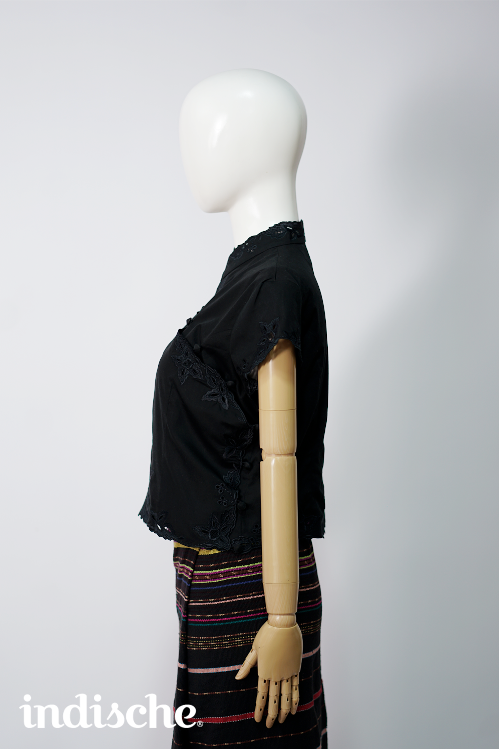 Kebaya Cheongsam in Black