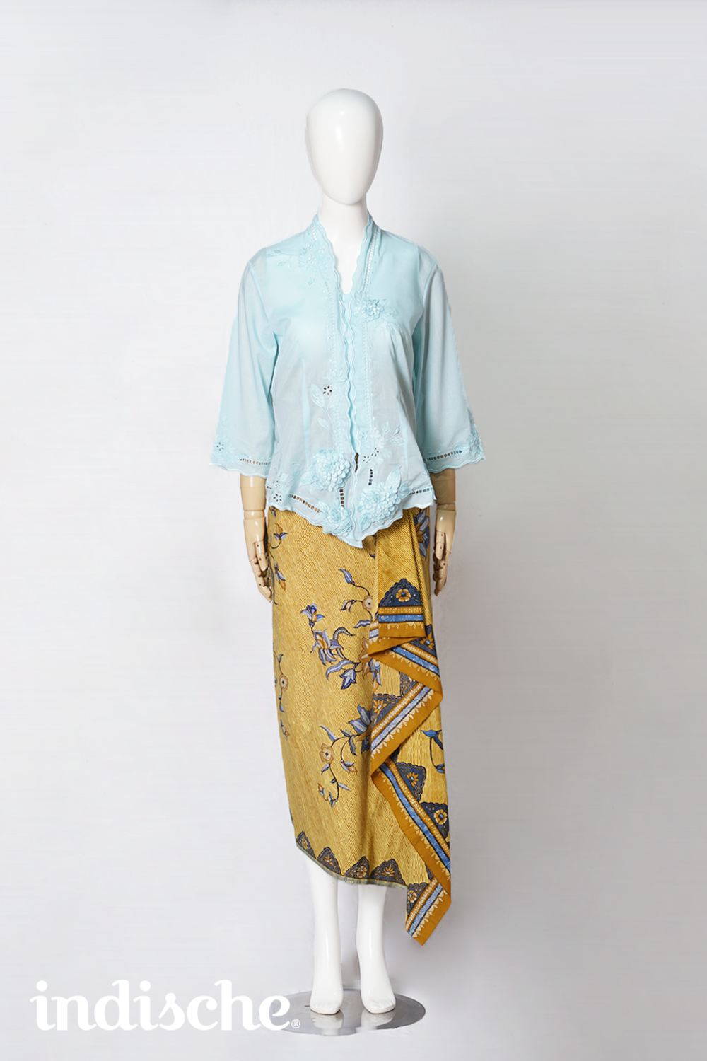 Kebaya Dahlia in Mint Blue