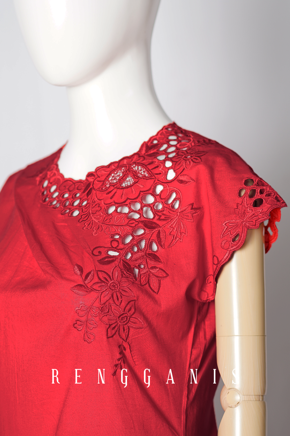 Kahiyang Tunic in Red