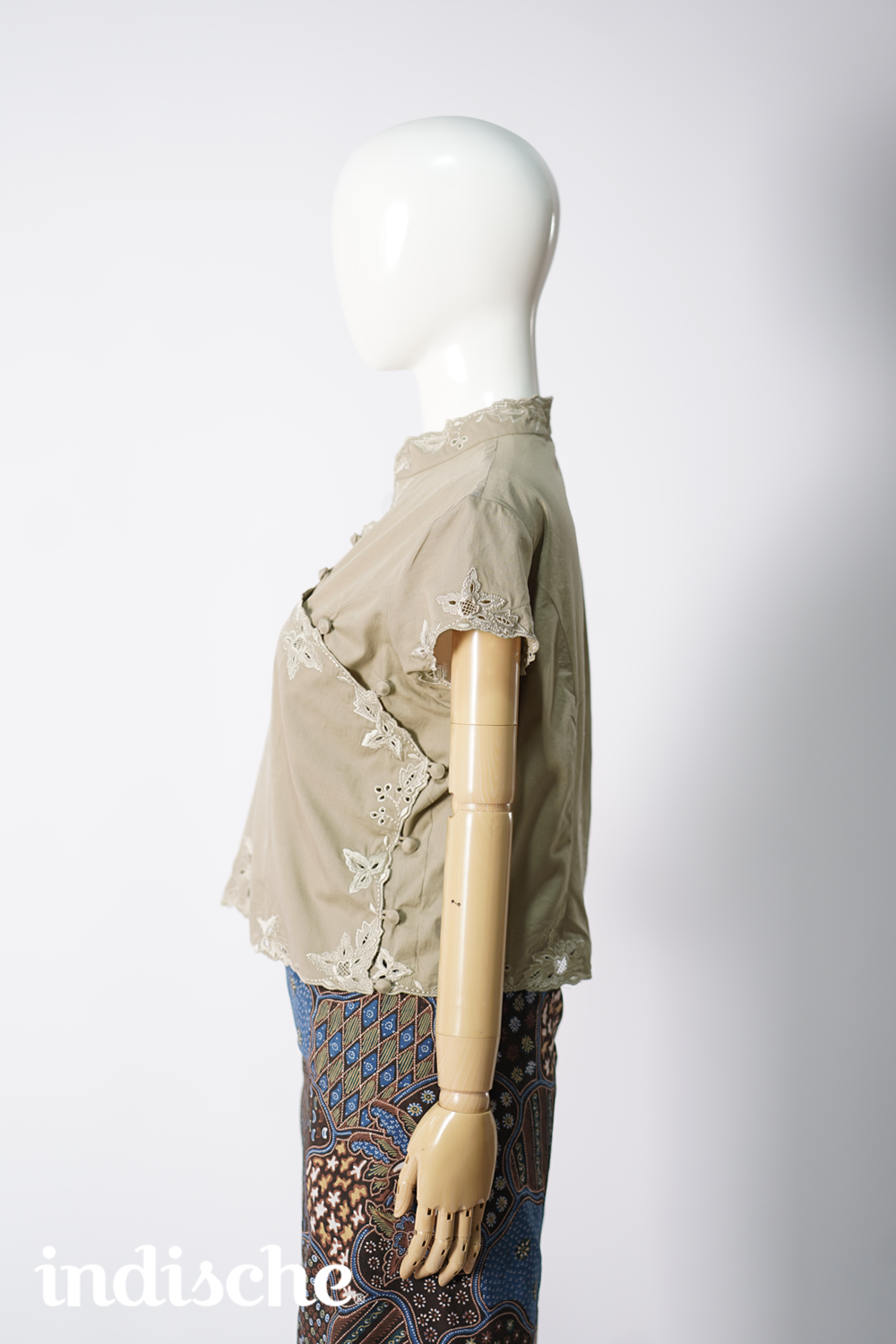 Kebaya Cheongsam in Khaki