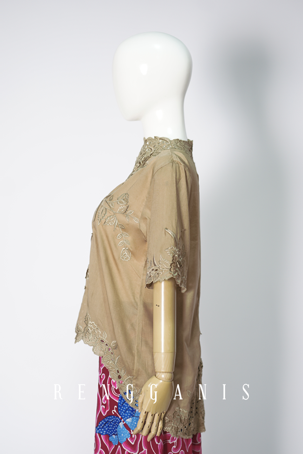 Gendis with 1/2 Sleeves