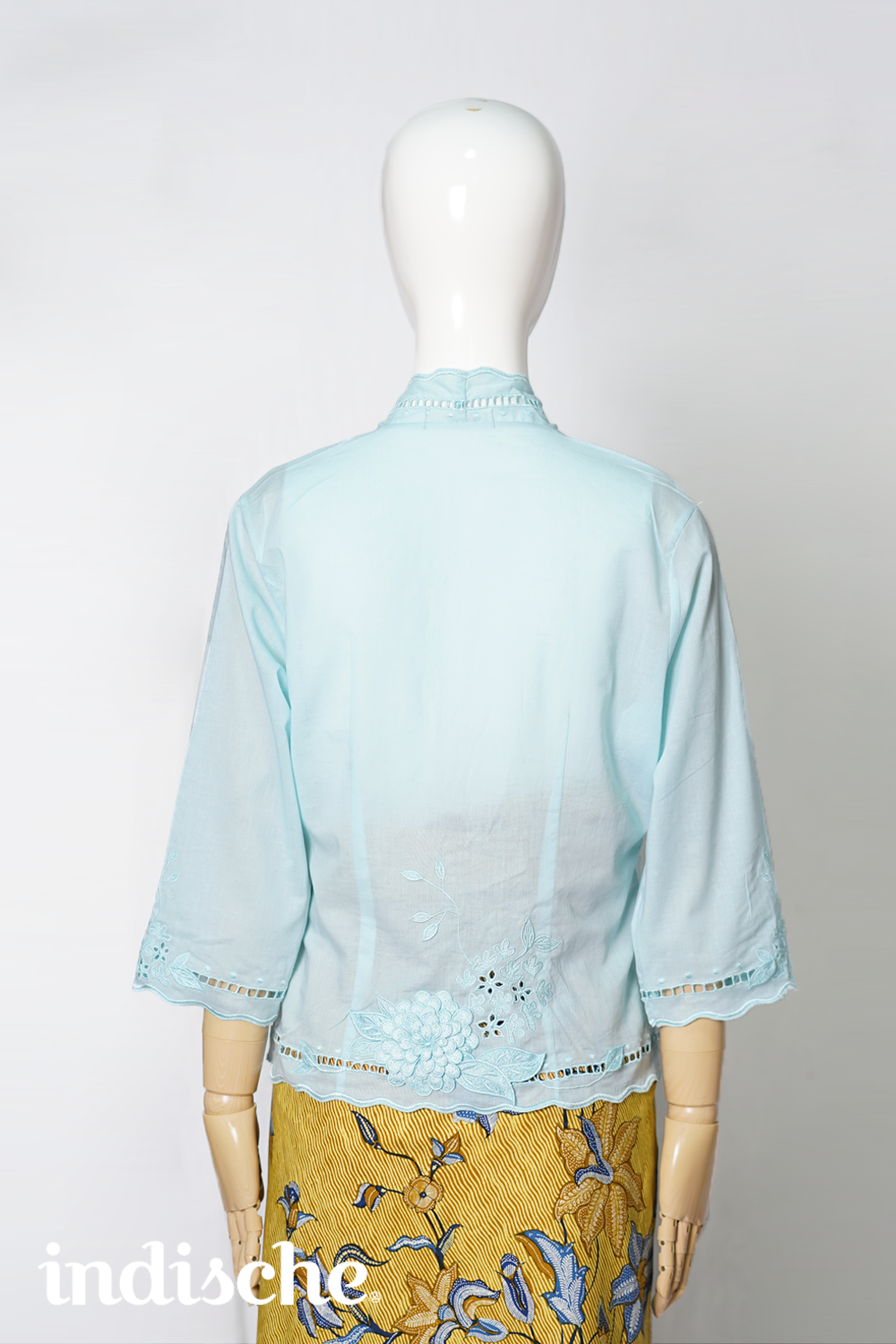 Kebaya Dahlia in Mint Blue