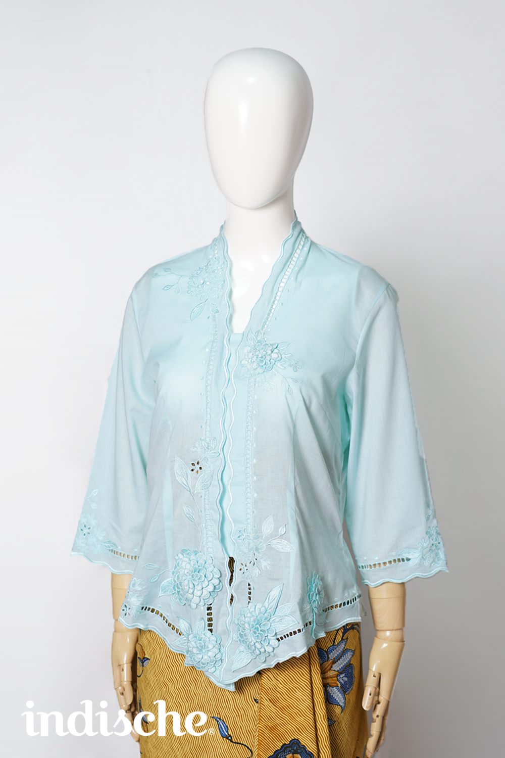 Kebaya Dahlia in Mint Blue