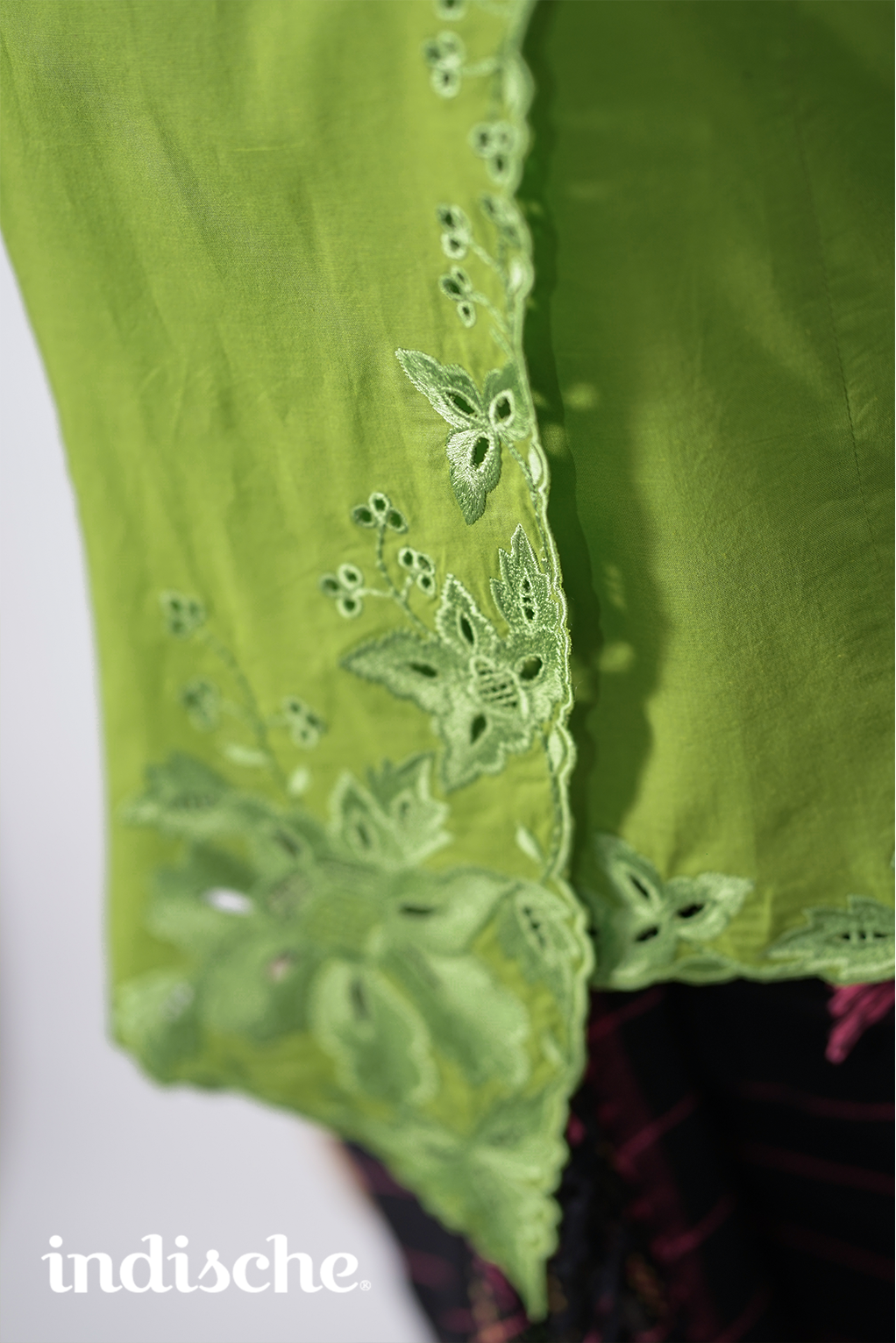 Sleeveless Kebaya Beskap in Lime Green