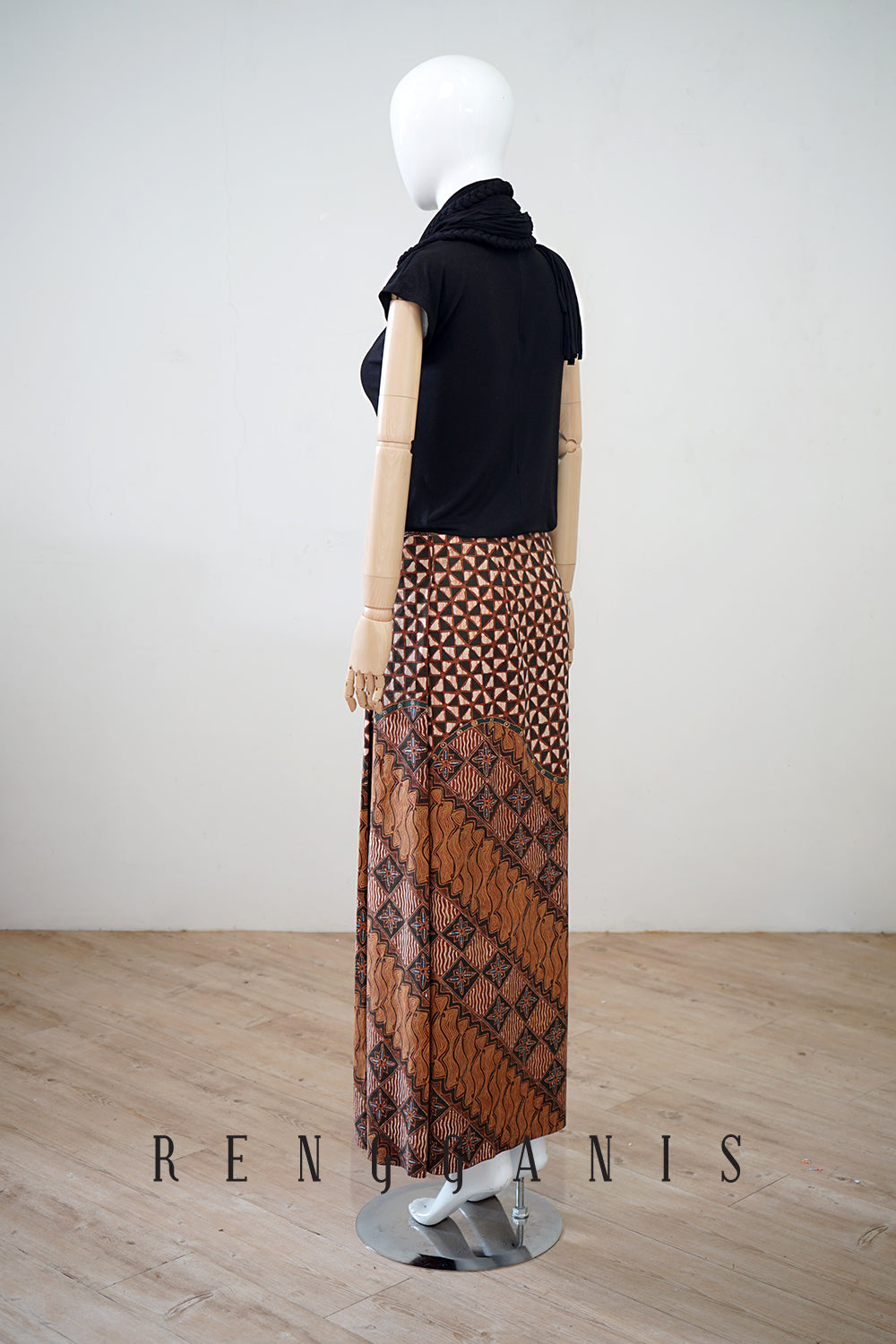 Uncut Batik Sarong Skirt with Large Pleats