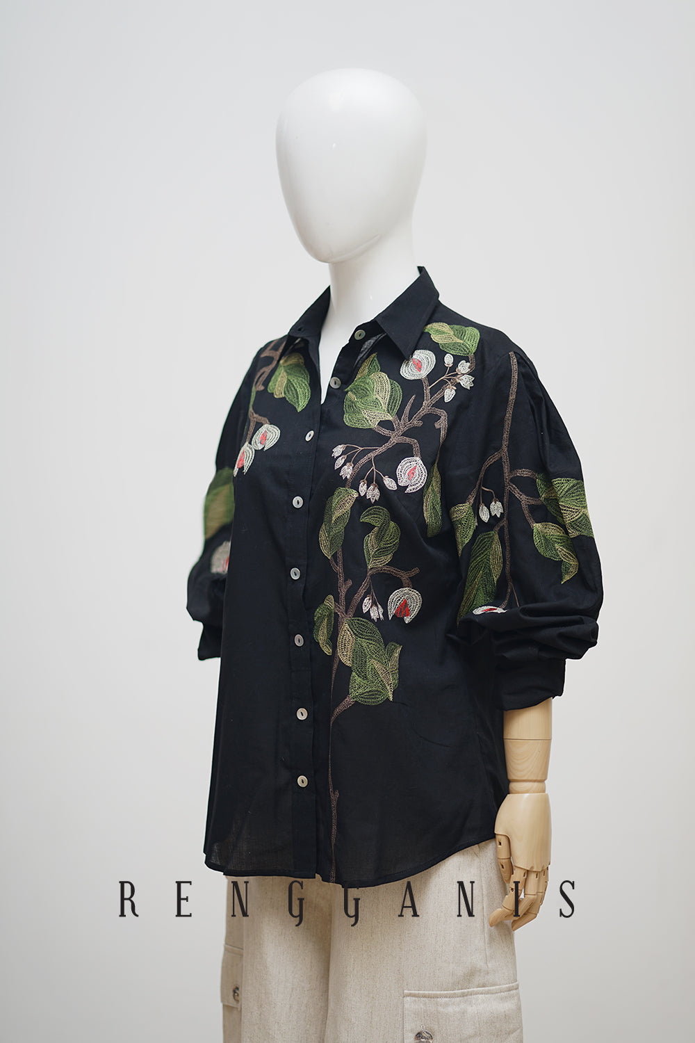 Pala Puffed Shirt in Black