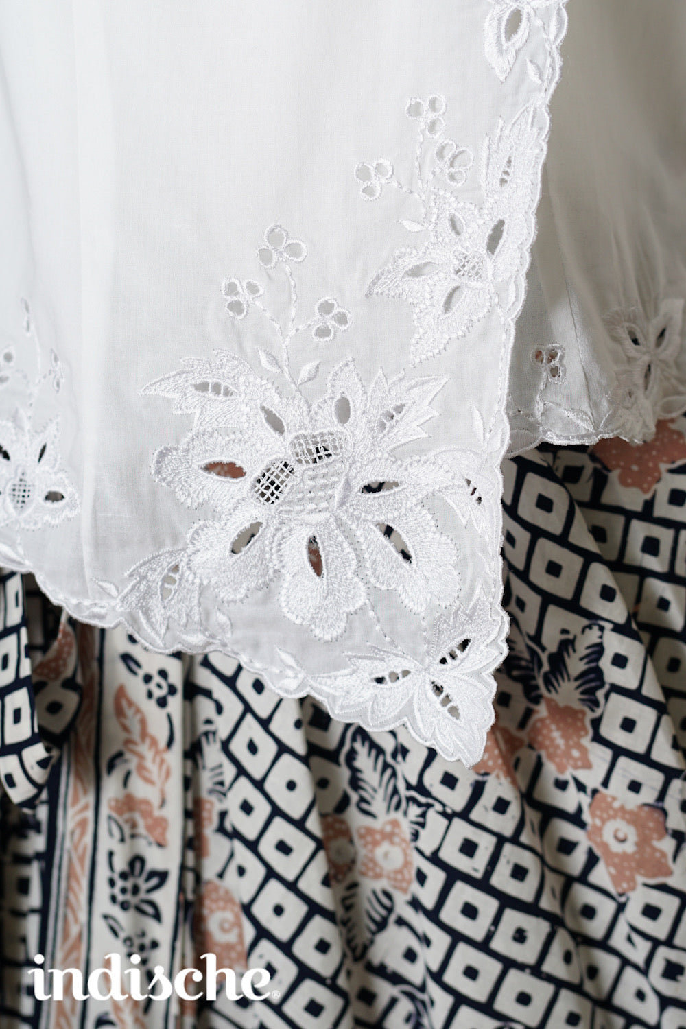 3/4 Sleeved Kebaya Beskap in White