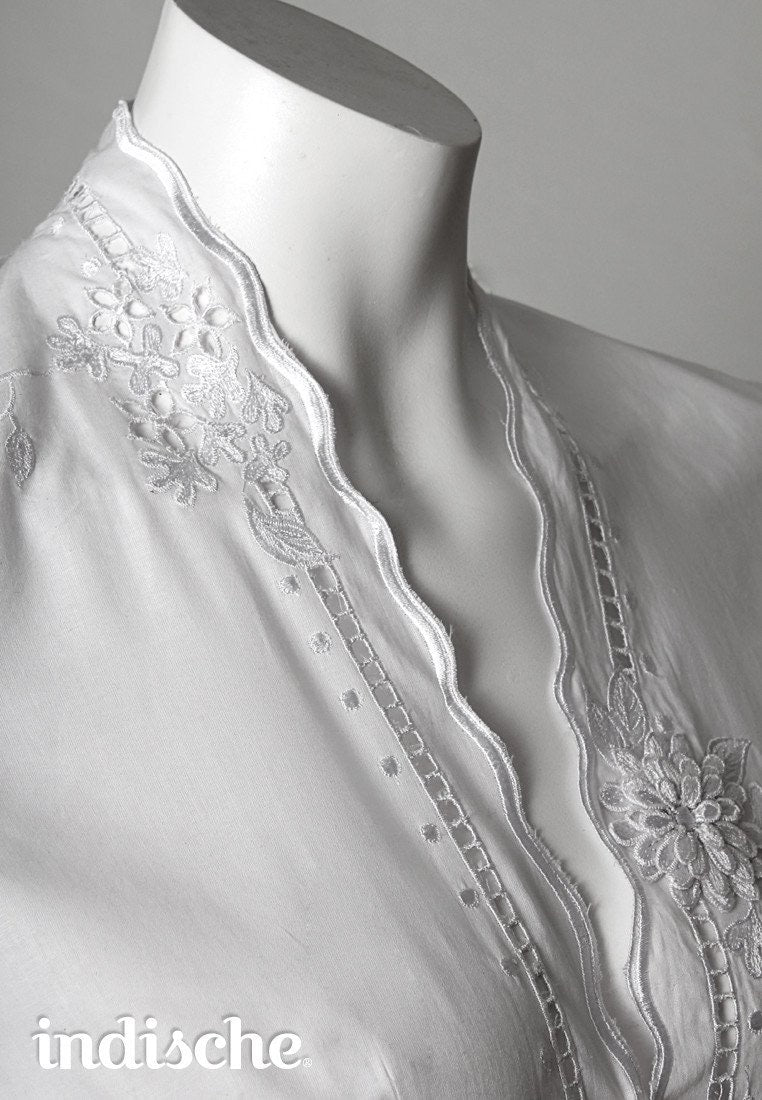 Kebaya Dahlia in White