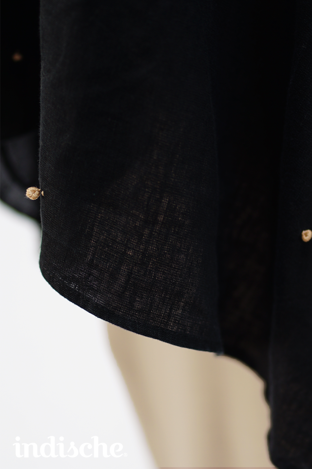 Kebaya Simpul in Black