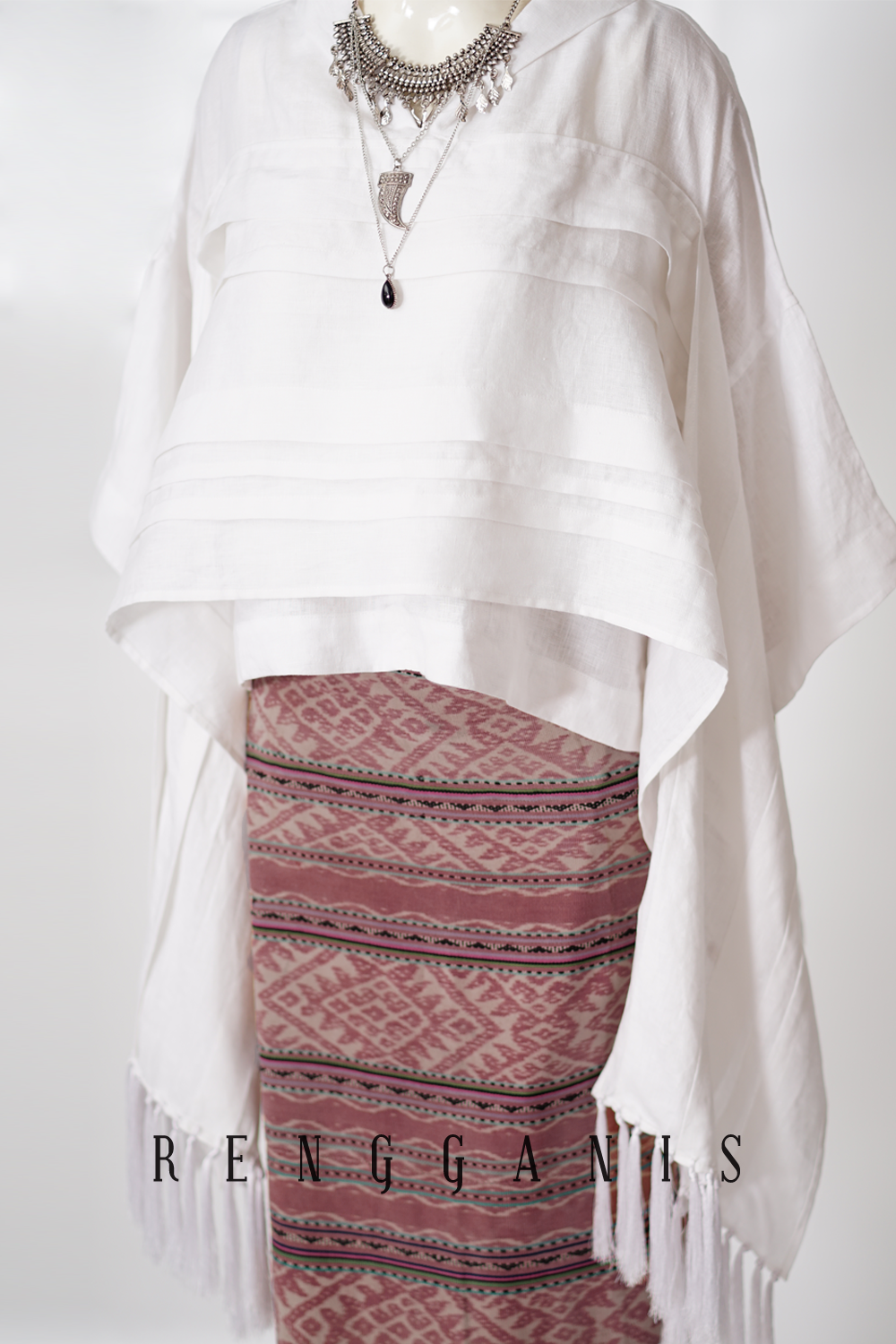 Long Sleeved Rei Pintuck in Linen