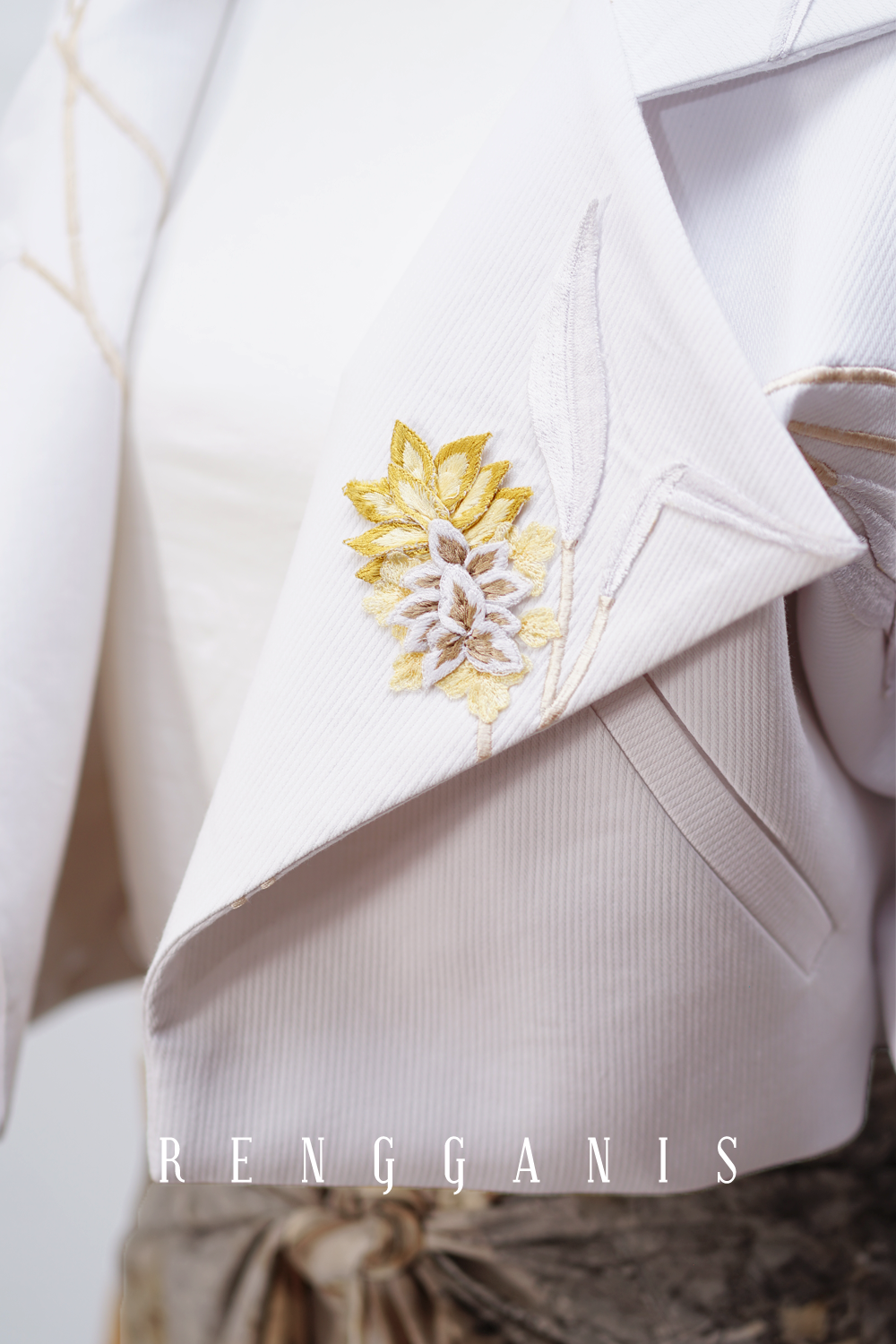 Kunyit Cropped Jacket