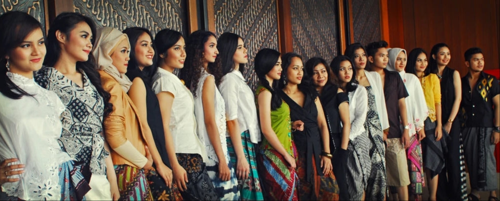 Jakarta's Youth : Brains & Beauty - Fashion Show Modelled by University Students