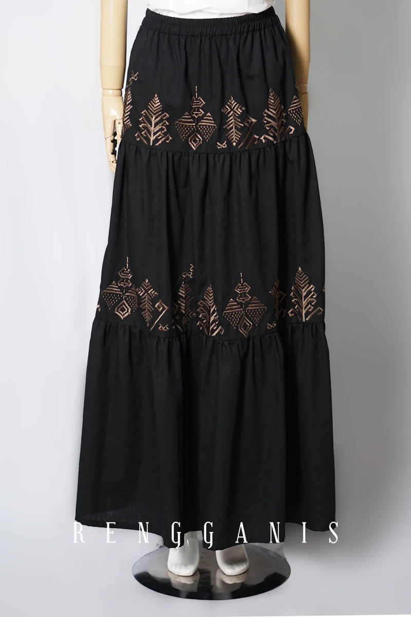 Skirts & Sarongs