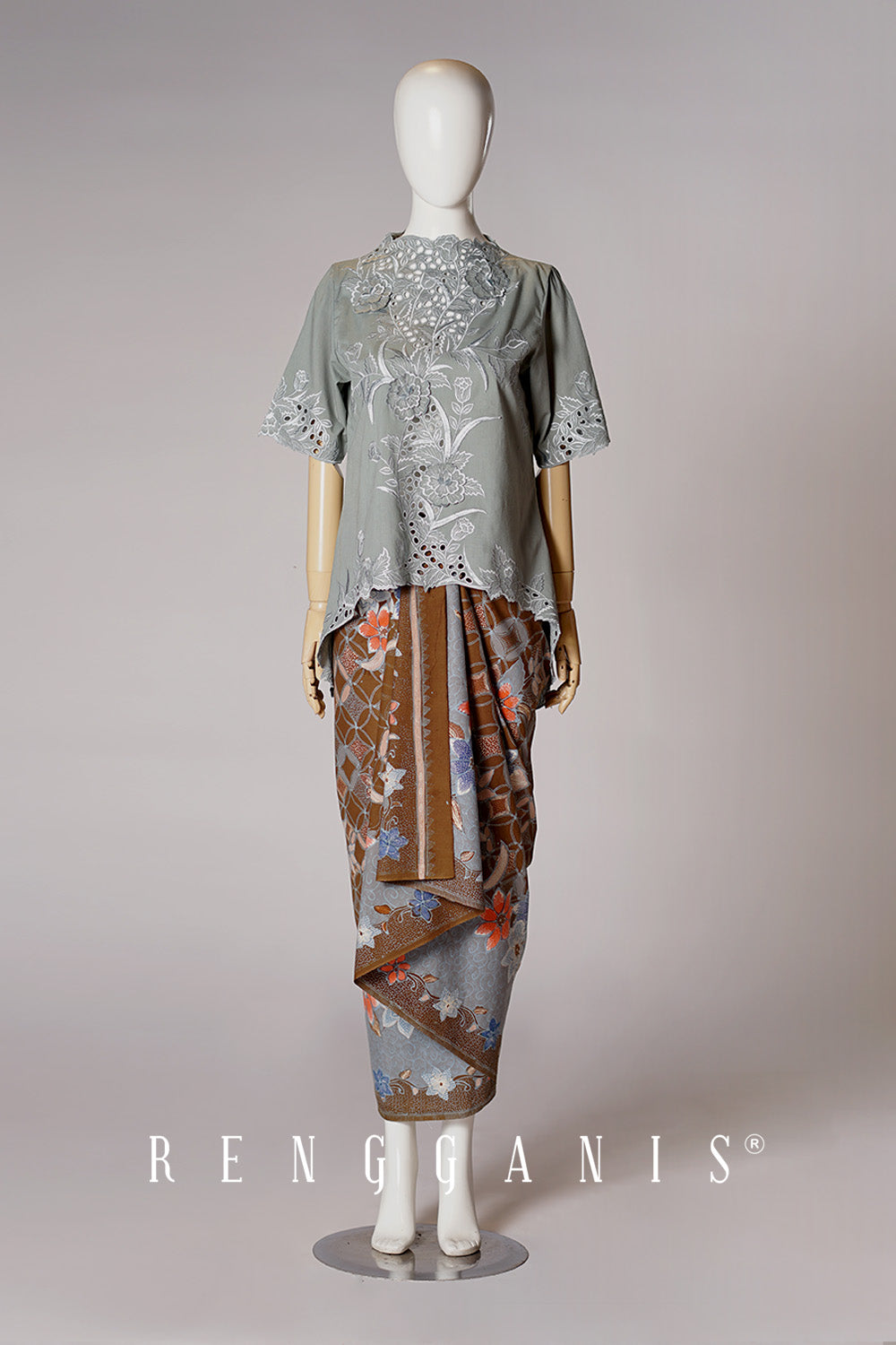 Gendis with 1/2 Sleeves in Dusty Green