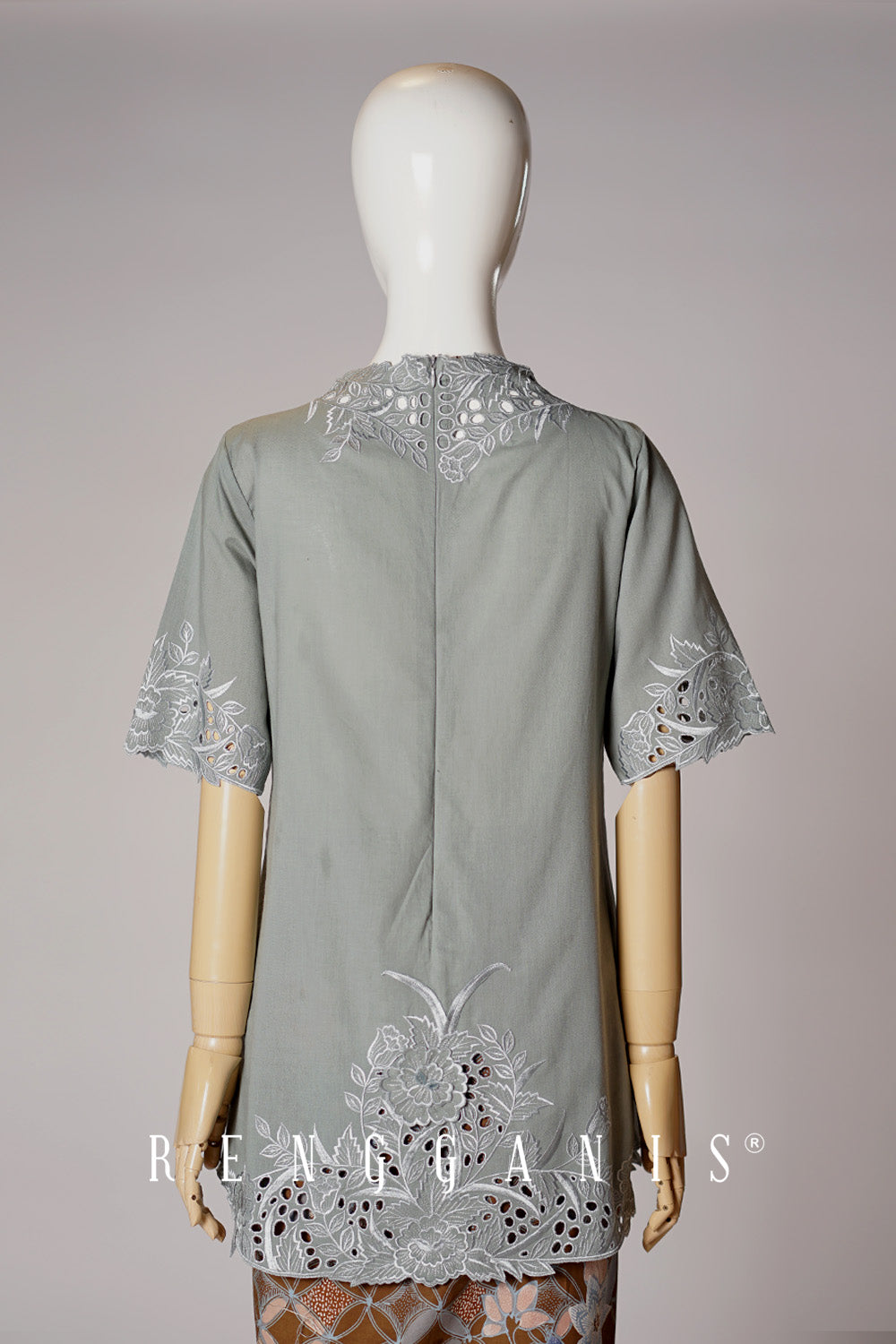 Gendis with 1/2 Sleeves in Dusty Green