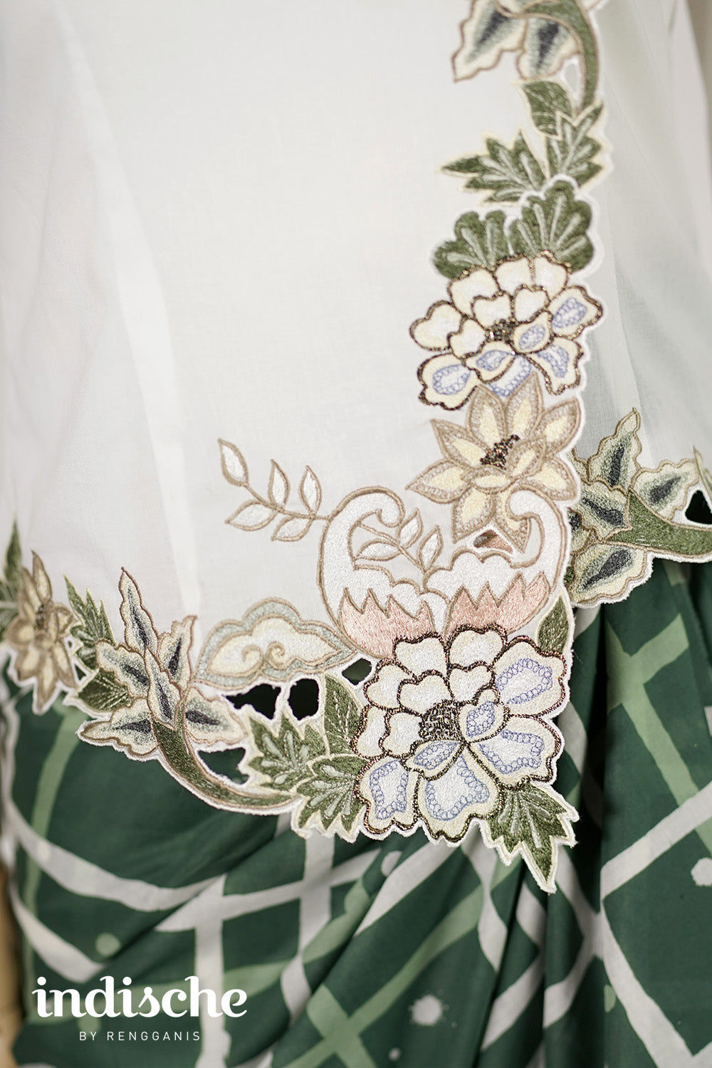 3/4 Sleeved Kebaya Beskap Peonies in White