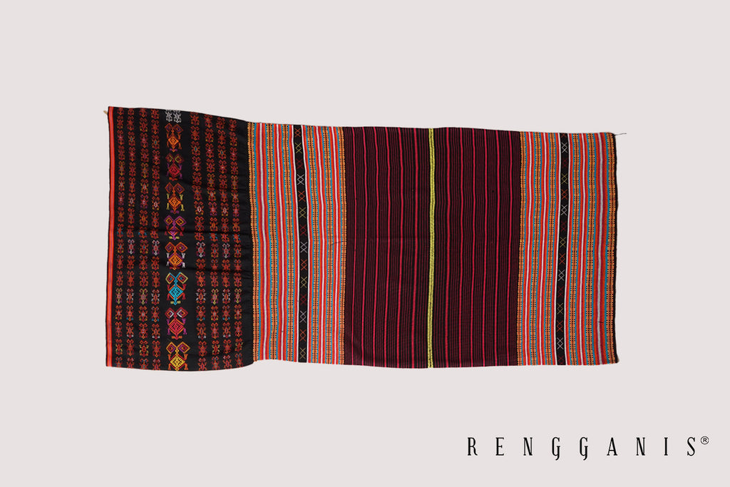 Handwoven Sarong Tenun Ayotupas from Timor