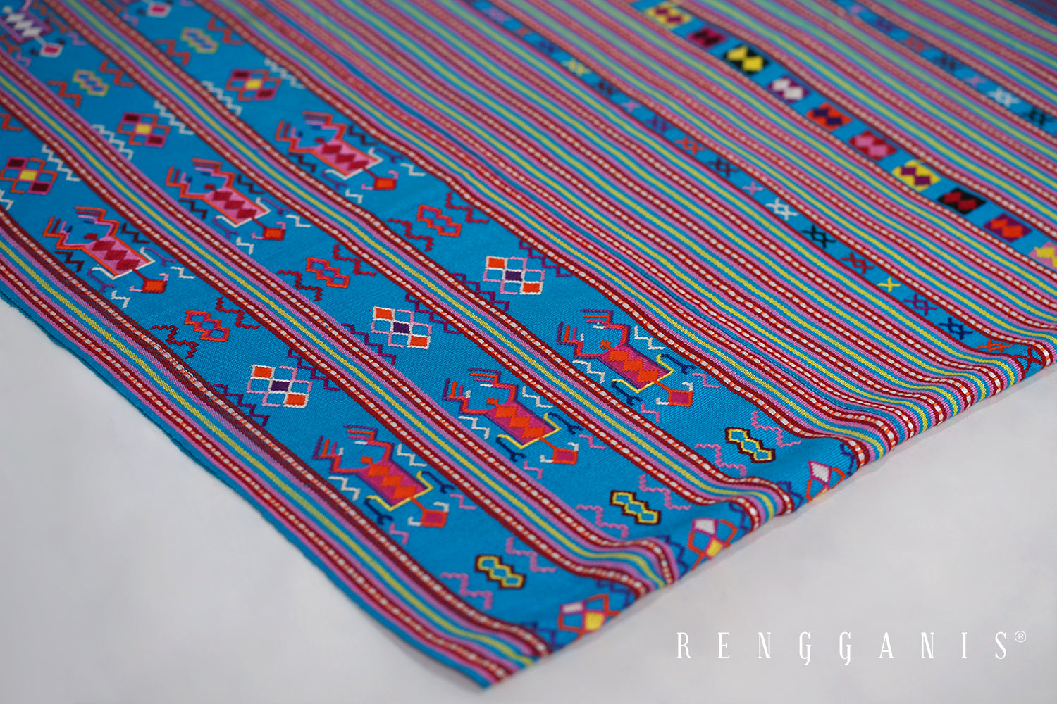 Handwoven Sarong Tenun Buna Ayotupas