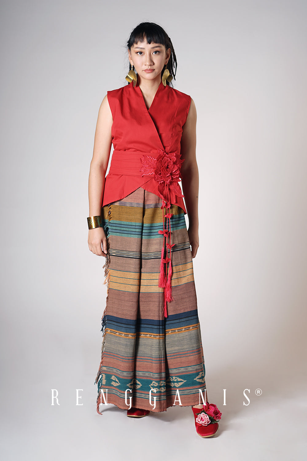 Sleeveless Wrap Top with Bouquet Obi Belt in Red