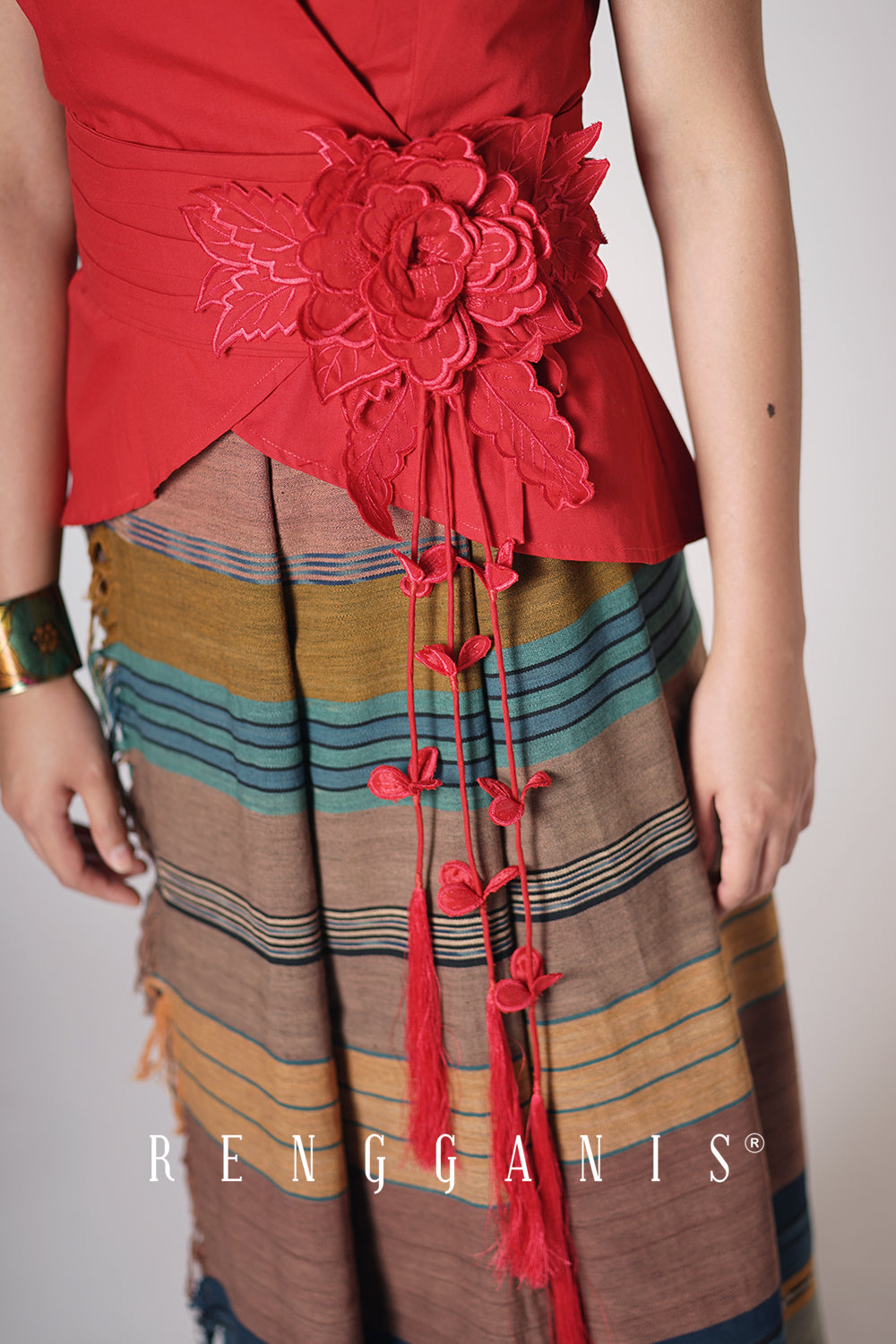 Sleeveless Wrap Top with Bouquet Obi Belt in Red