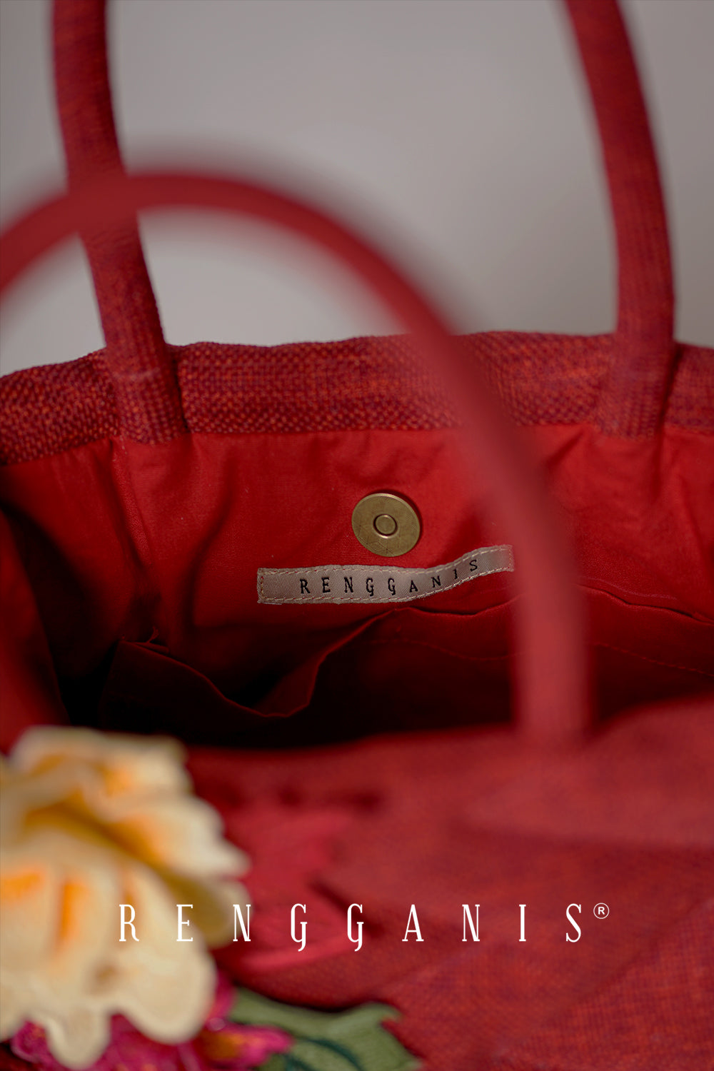 Little Garden Tote Bag in Red