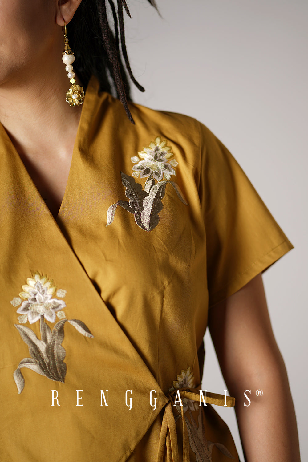 Kunyit Wrap Top