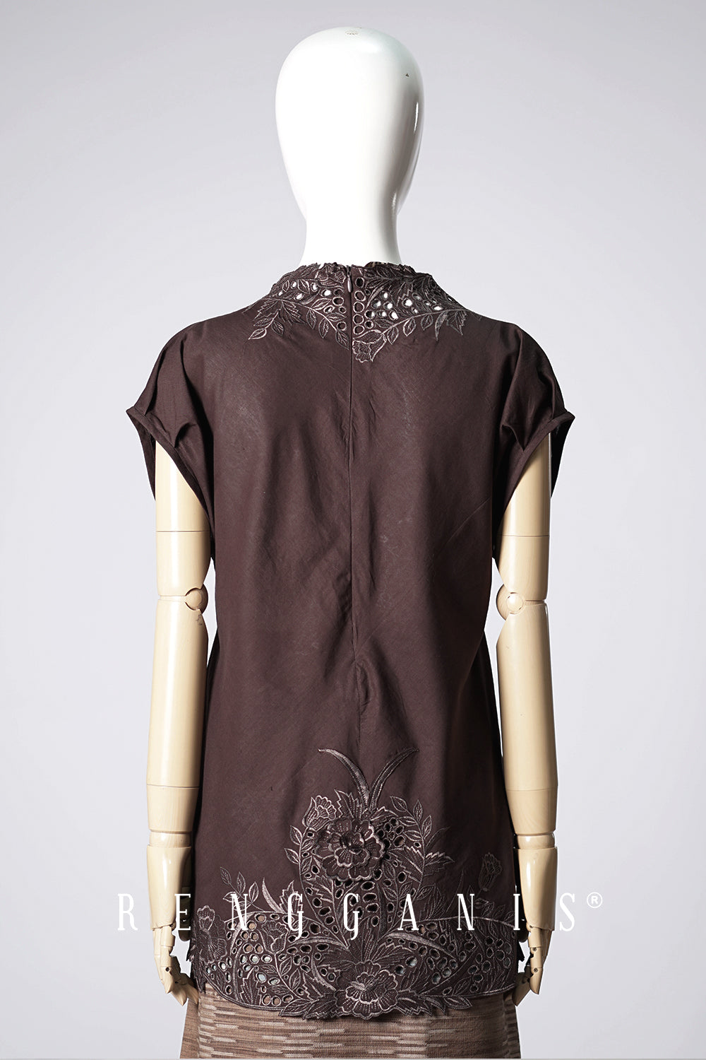 Gendis Top in Dark Brown