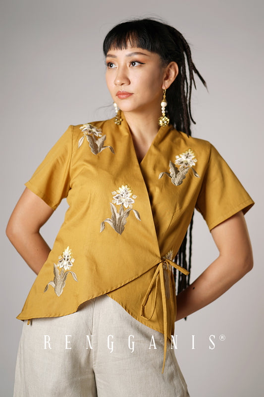 Kunyit Wrap Top