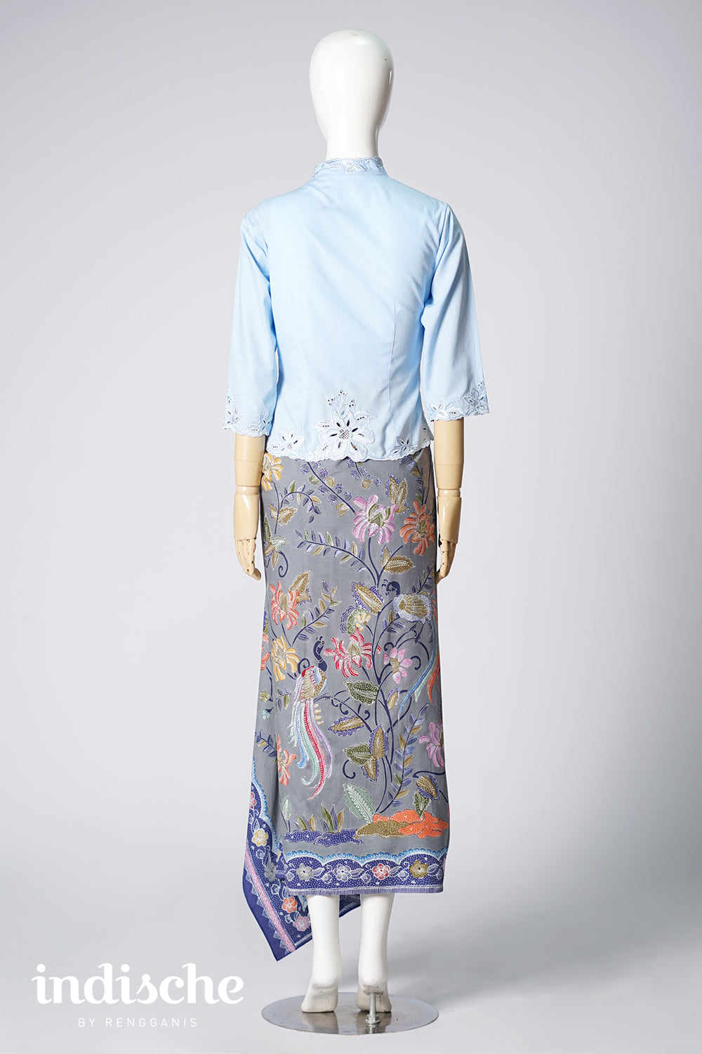 3/4 Sleeved Kebaya Beskap in Sky Blue