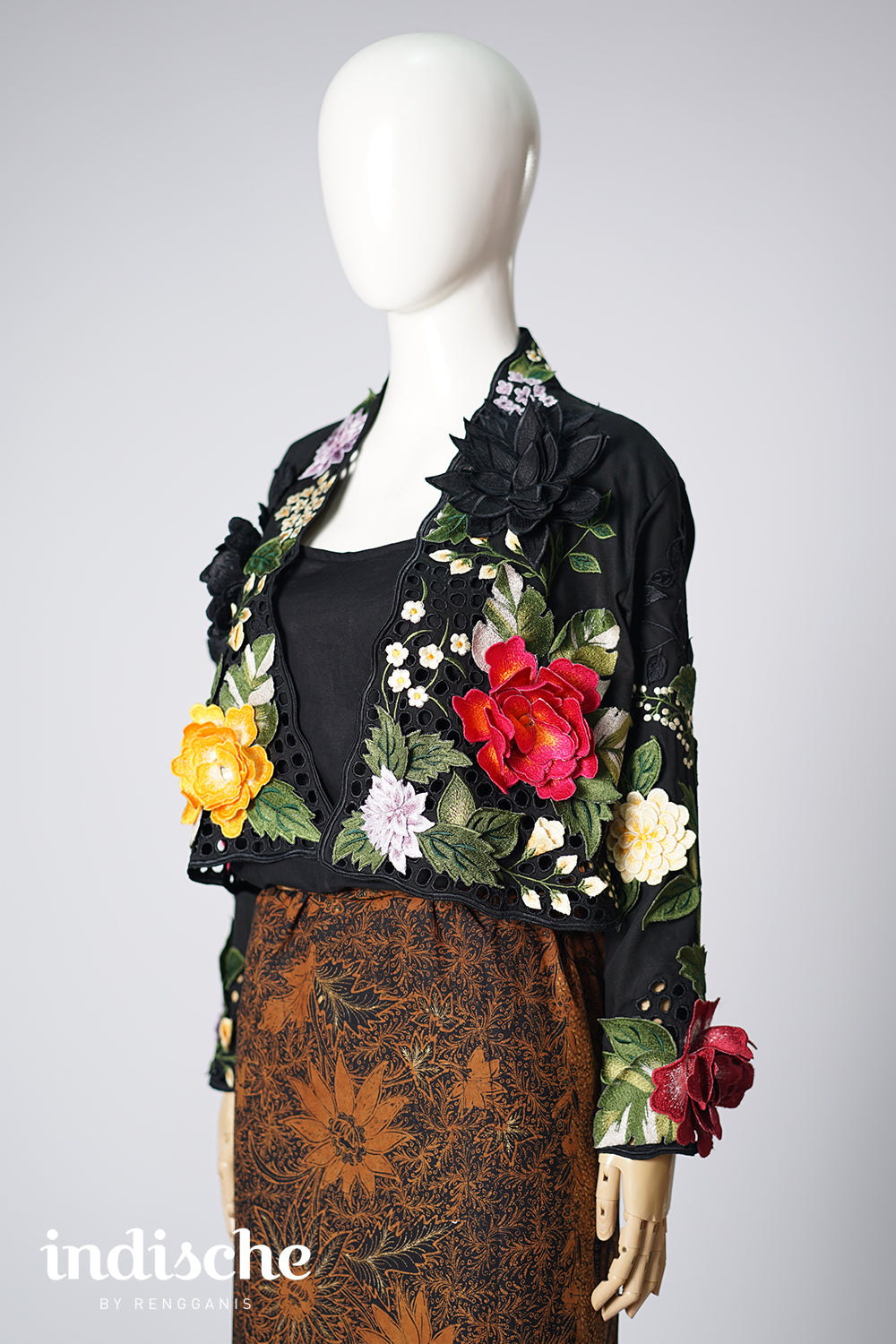 Wild Garden Bolero in Black