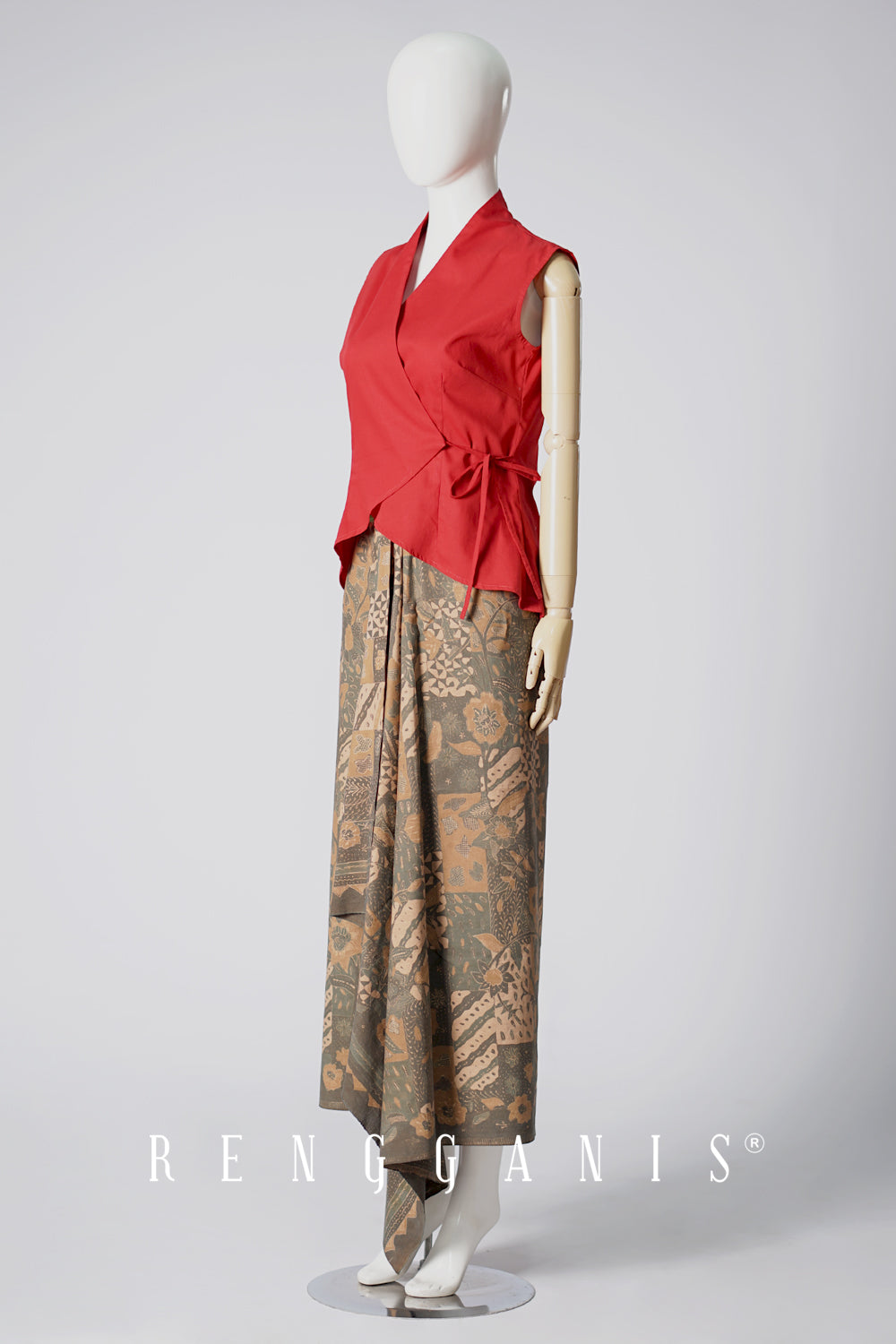 Sleeveless Wrap Top in Red