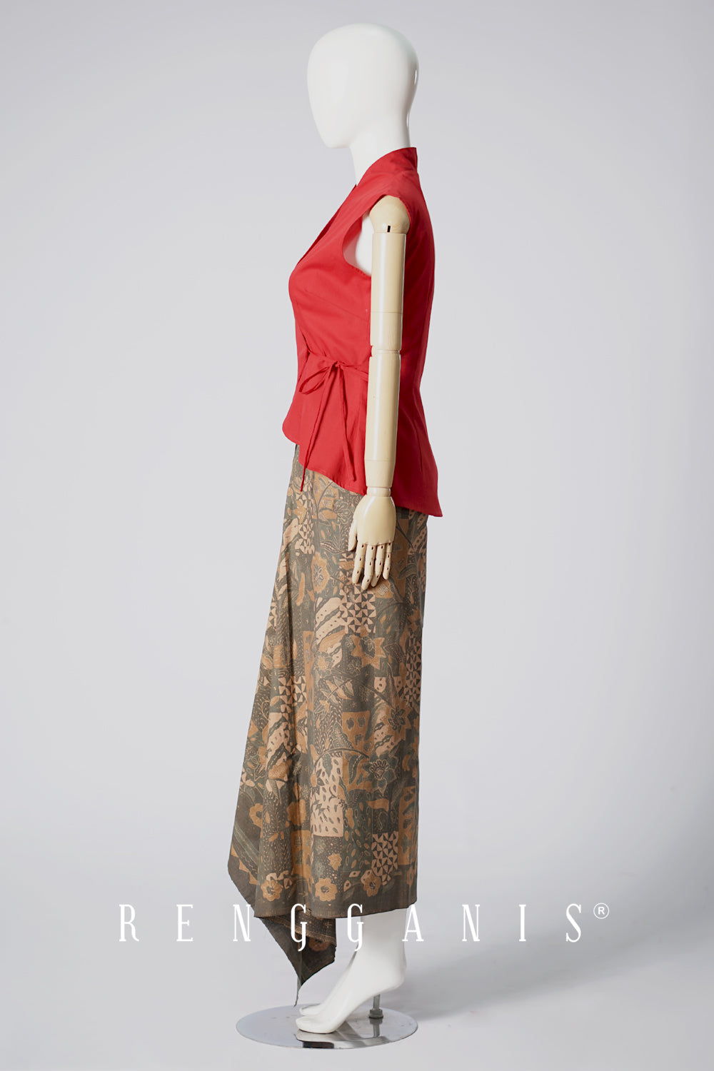 Sleeveless Wrap Top in Red
